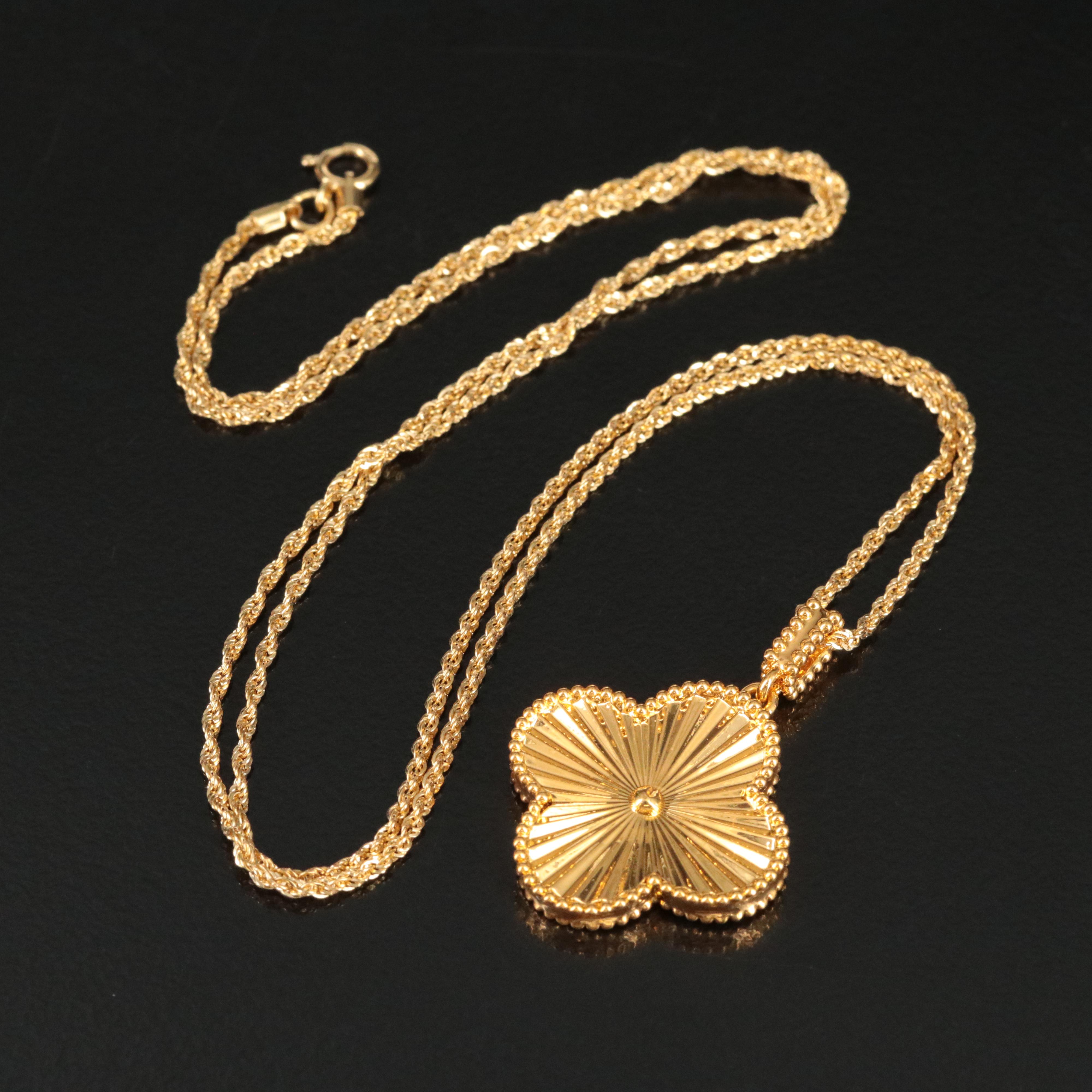 18K Quatrefoil Pendant Necklace