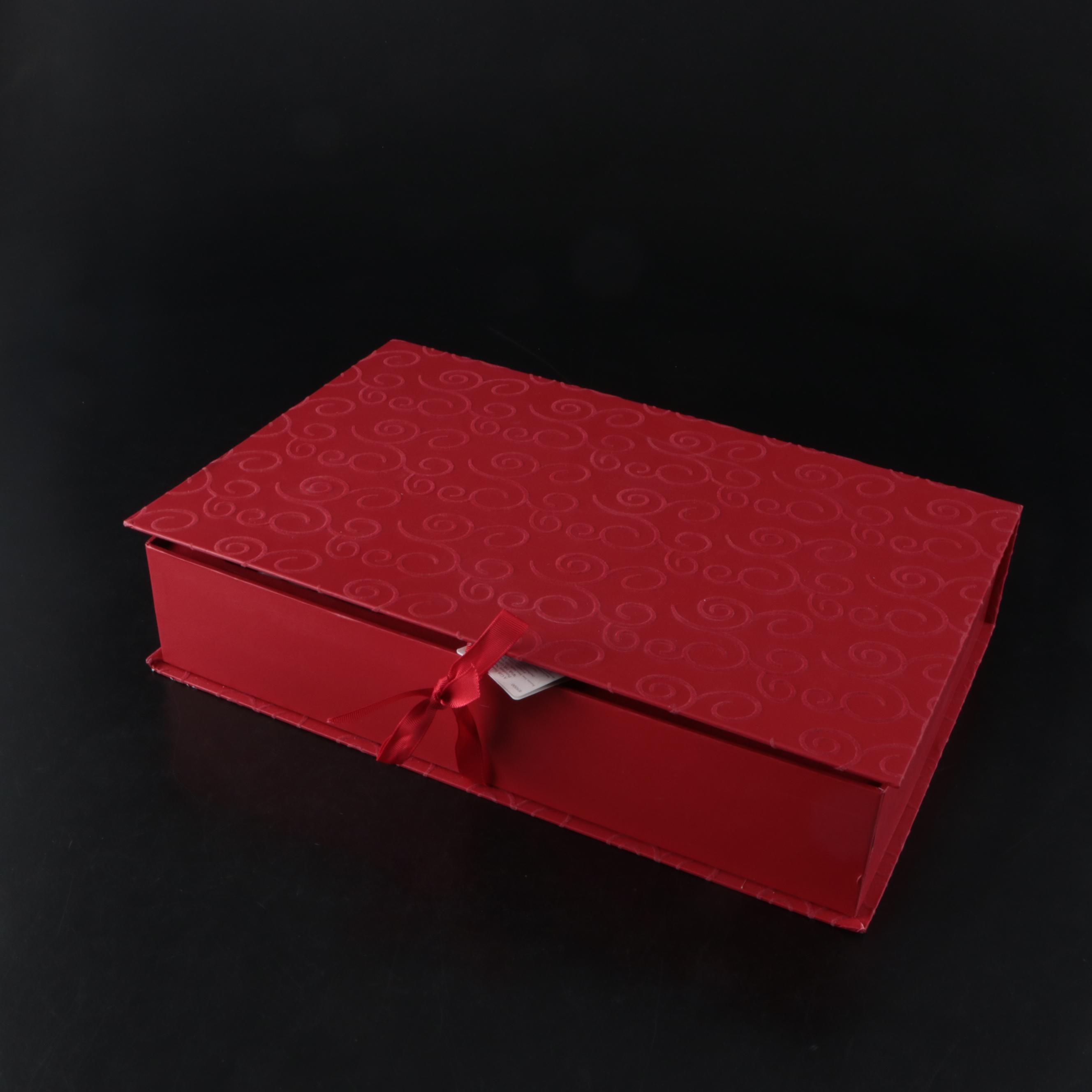 Gund White Ceramic Nativity Set