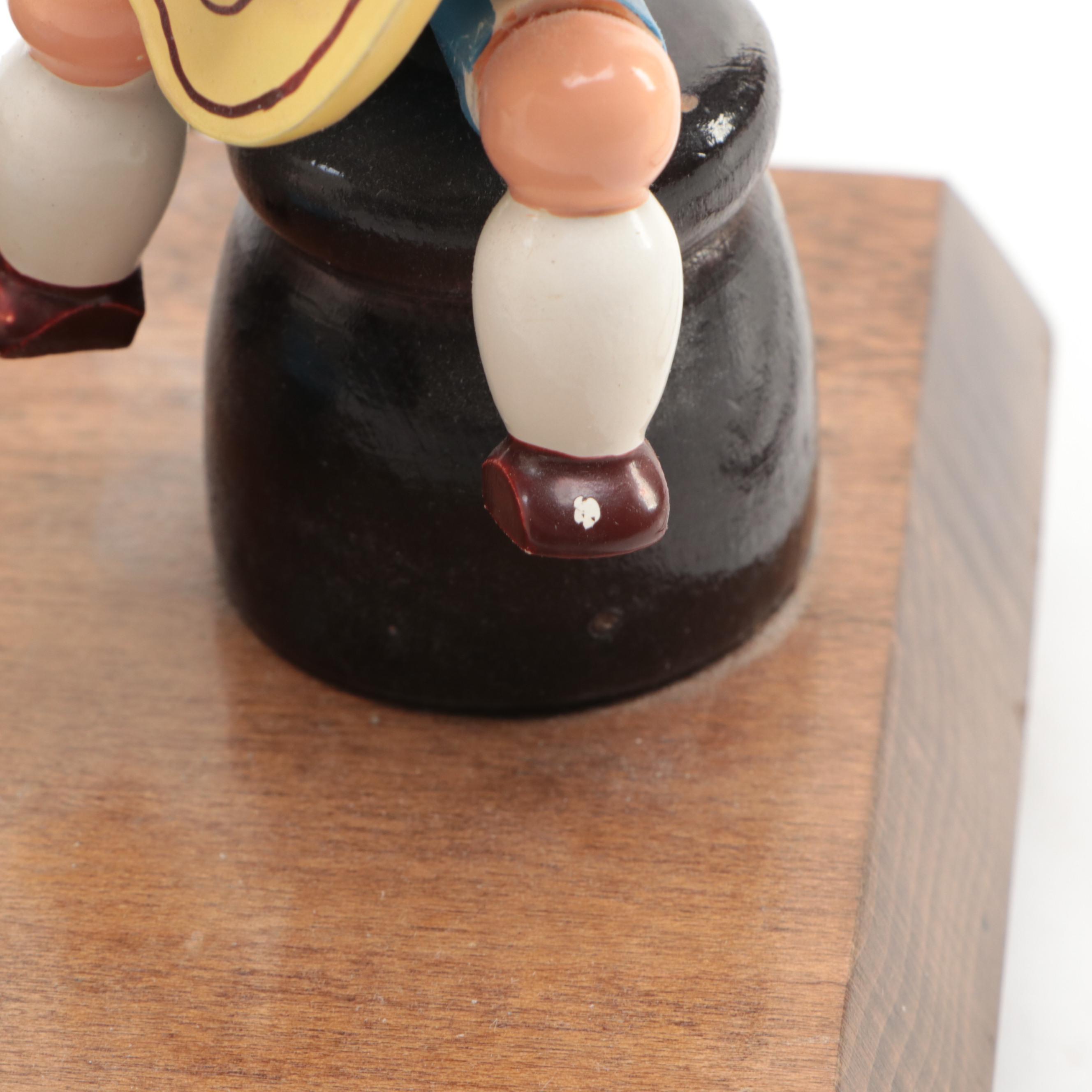 Vintage Nursery Originals Novelty Lamp With Ball Cap, Golf Shirt and More