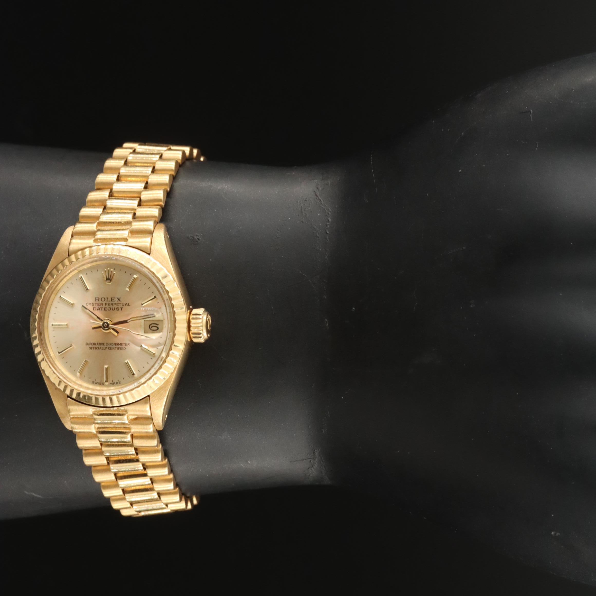 1972 18K Rolex Oyster Perpetual Custom Band Datejust Watch