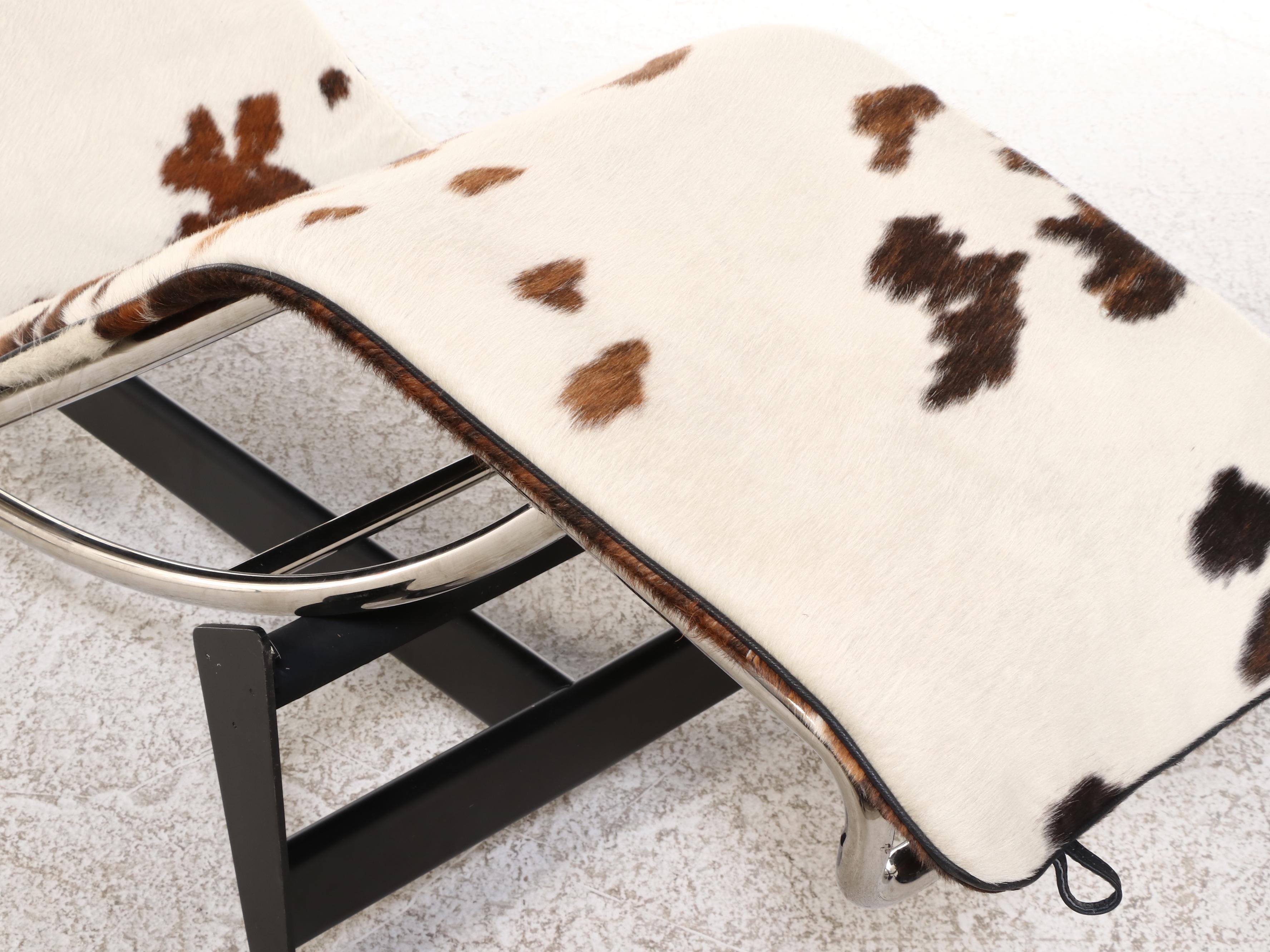 Le Corbusier for Cassina "LC4" Steel, Black Leather, and Cowhide Chaise Lounge