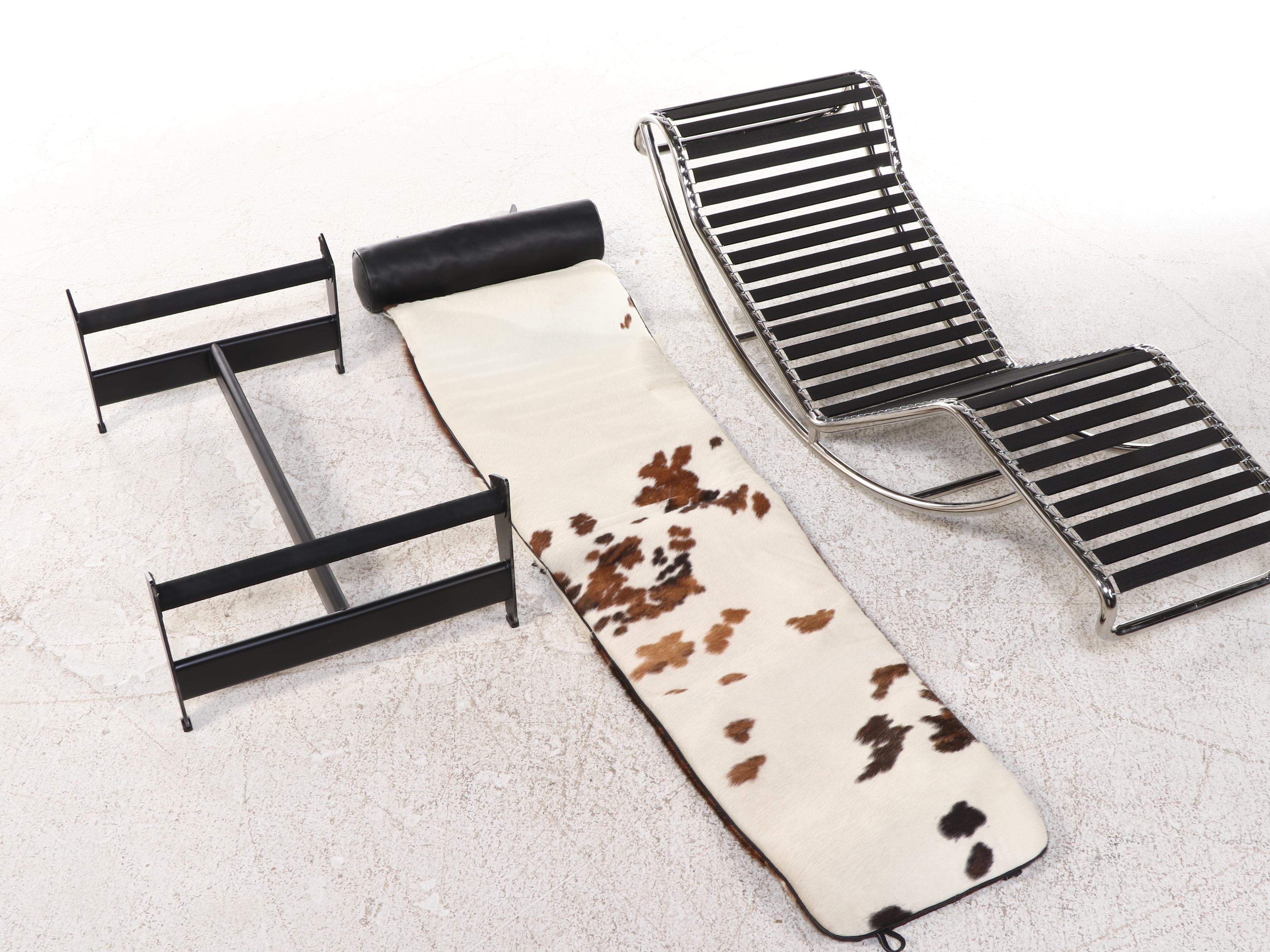 Le Corbusier for Cassina "LC4" Steel, Black Leather, and Cowhide Chaise Lounge