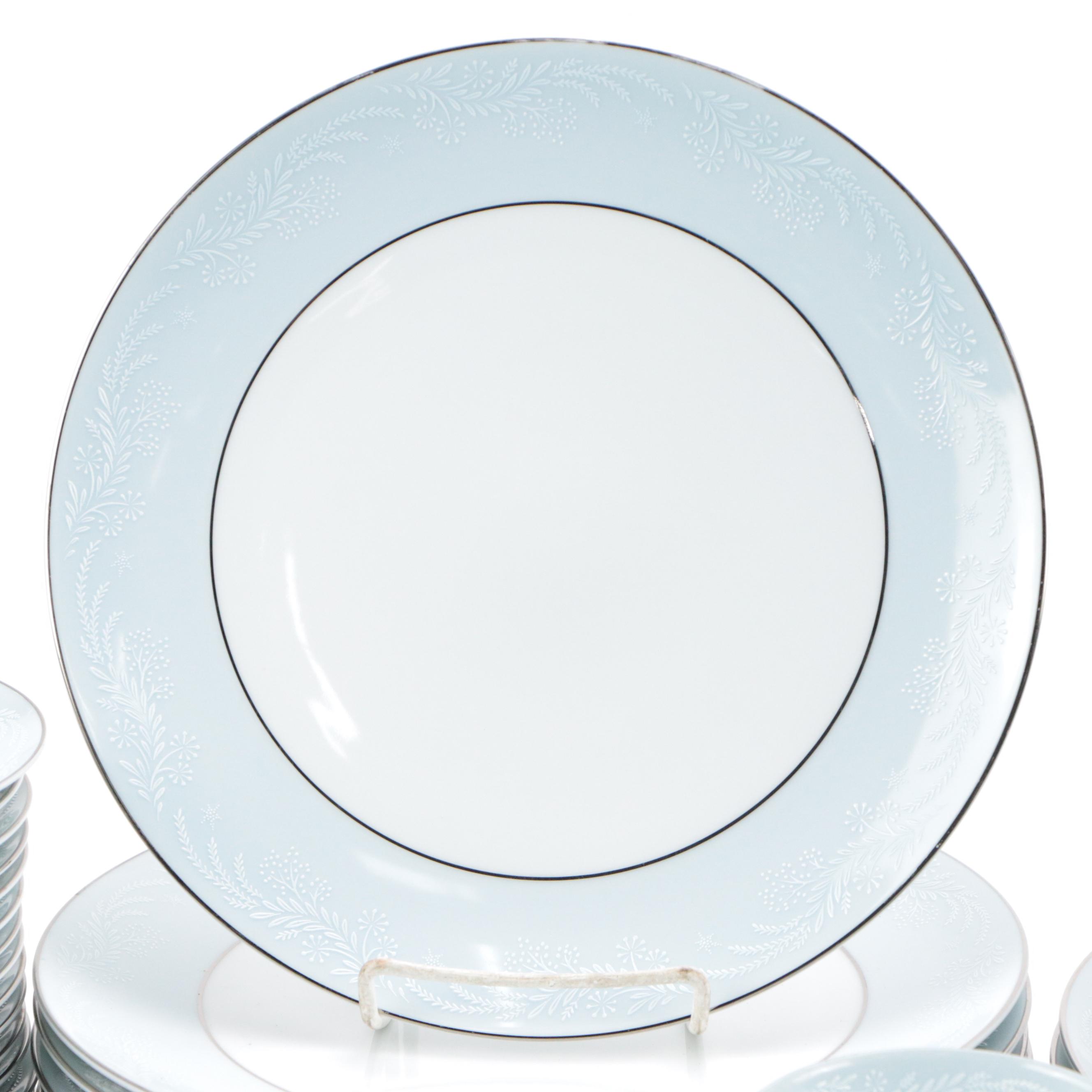 Noritake "Laureate" Porcelain Dinnerware, Mid to Late 20th Century