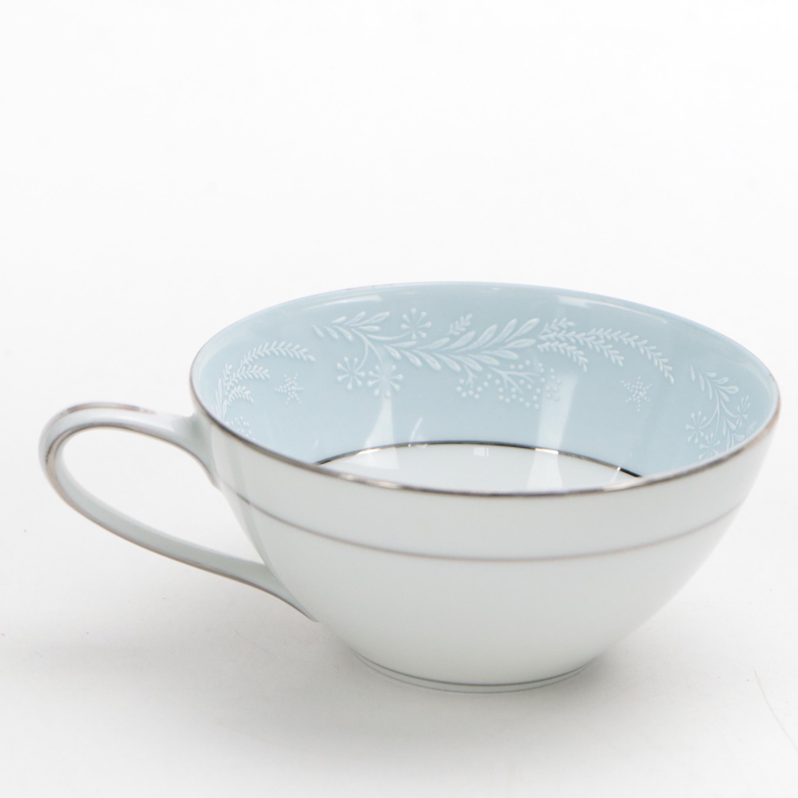 Noritake "Laureate" Porcelain Dinnerware, Mid to Late 20th Century