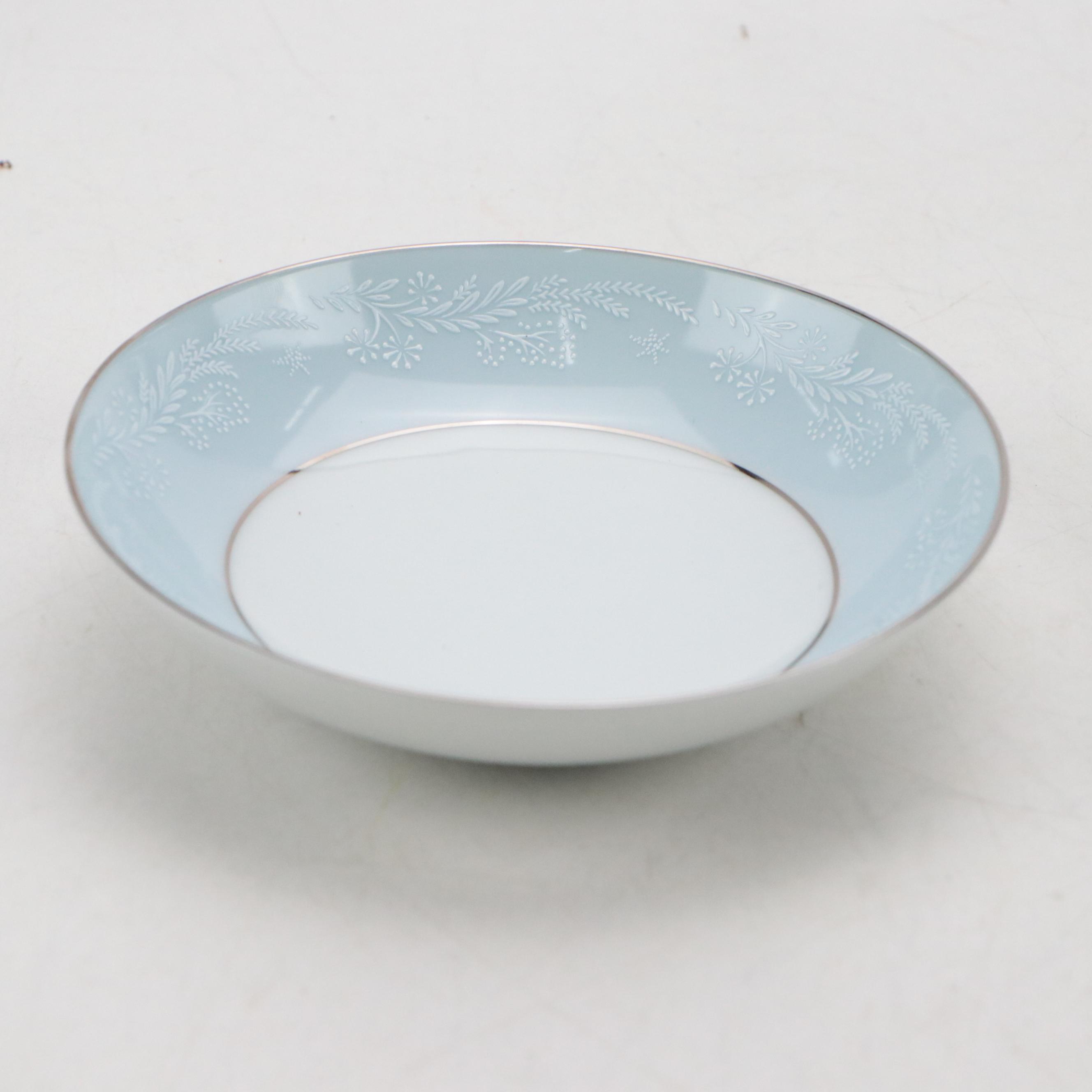 Noritake "Laureate" Porcelain Dinnerware, Mid to Late 20th Century