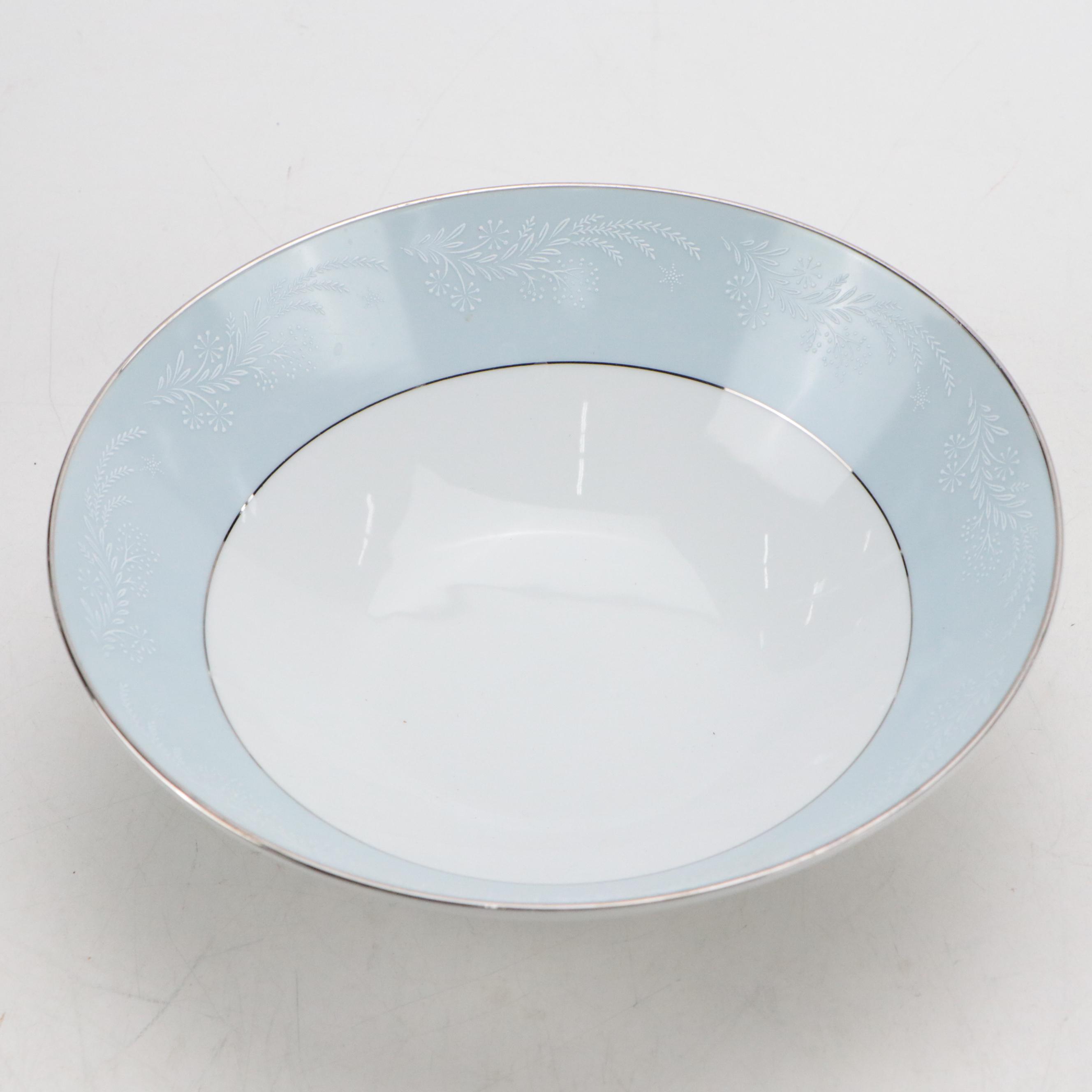 Noritake "Laureate" Porcelain Dinnerware, Mid to Late 20th Century