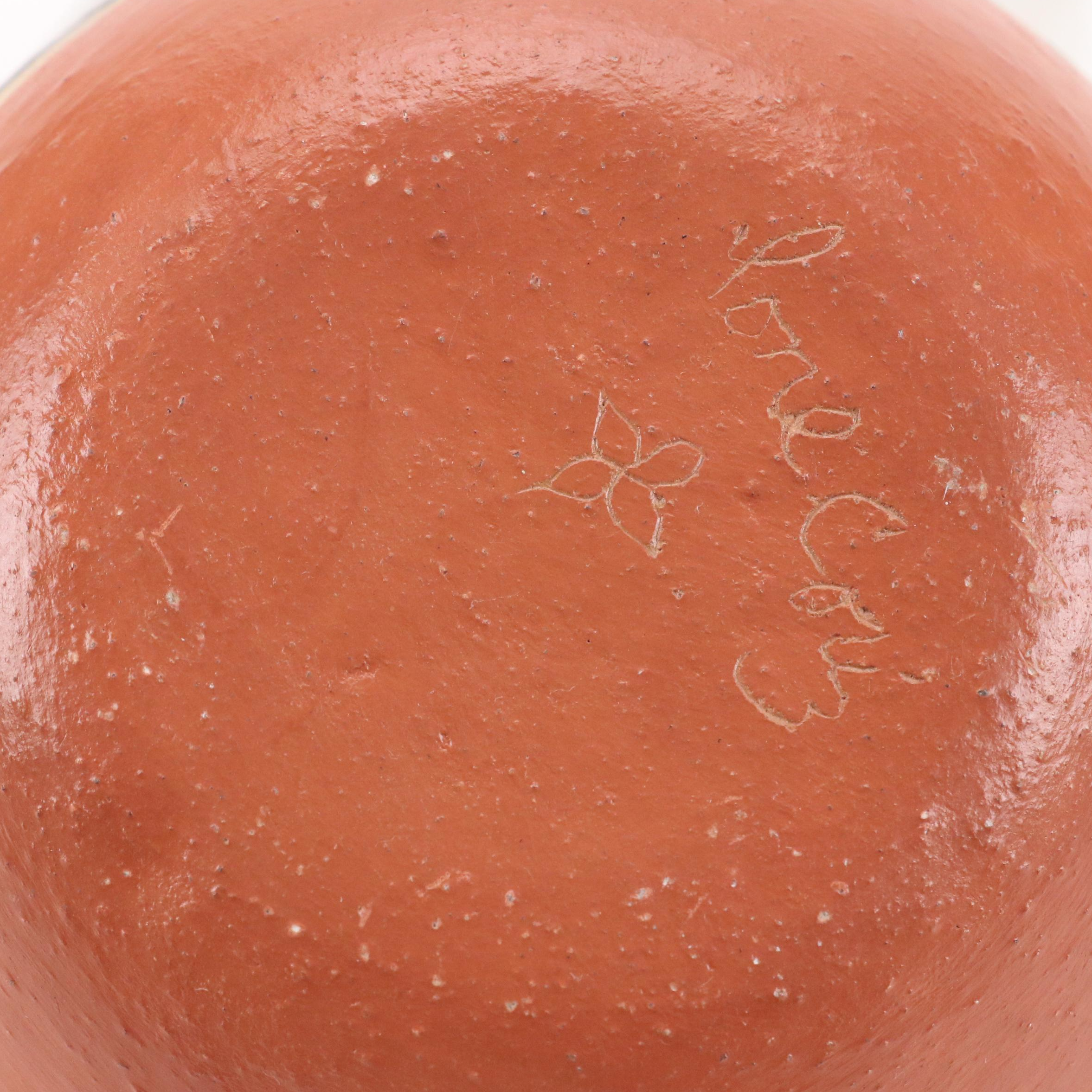 Ione Coriz Santo Domingo Pueblo Pottery Bird Pot