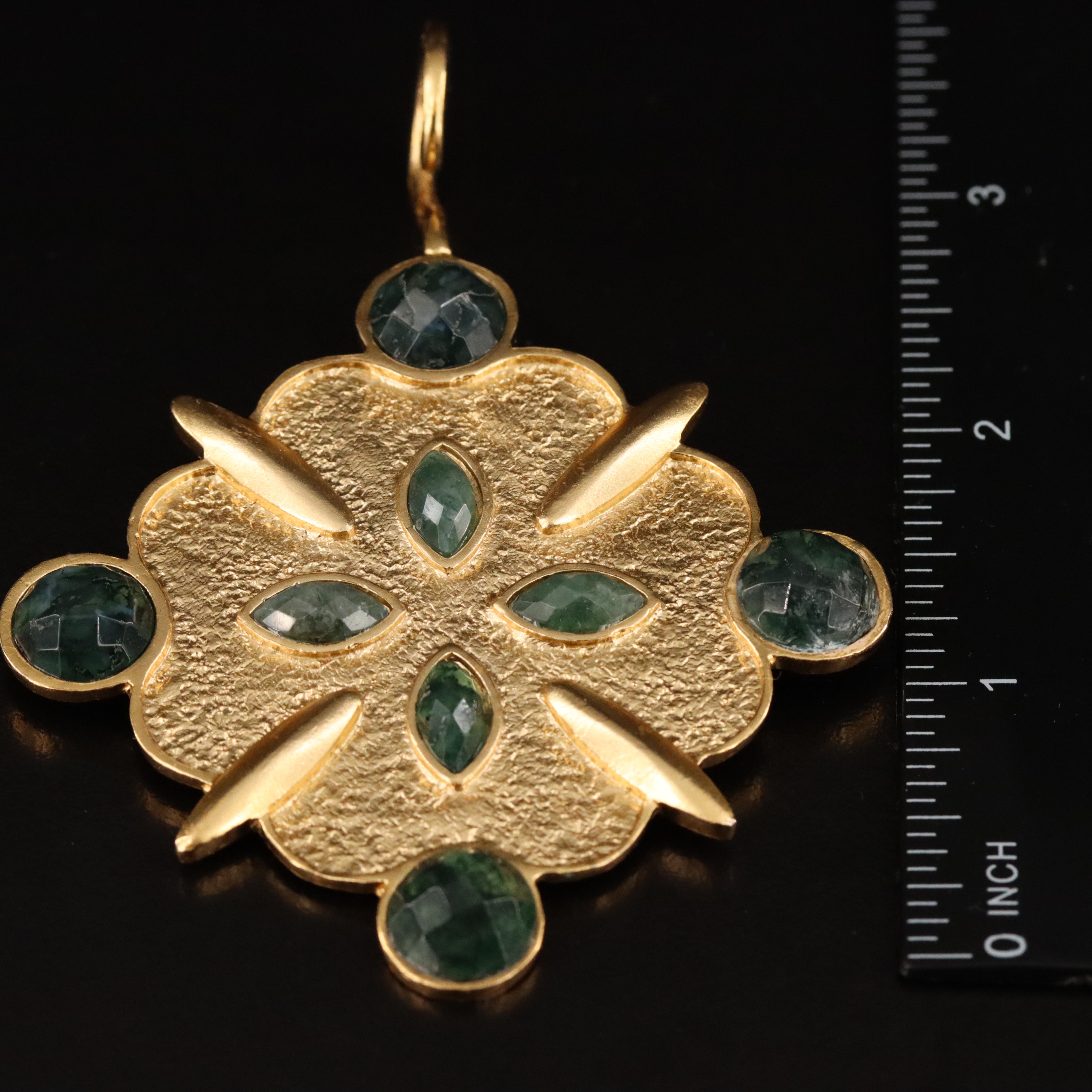 Stephanie Kantis, Agate and Labradorite Featured in Jewelry Collection