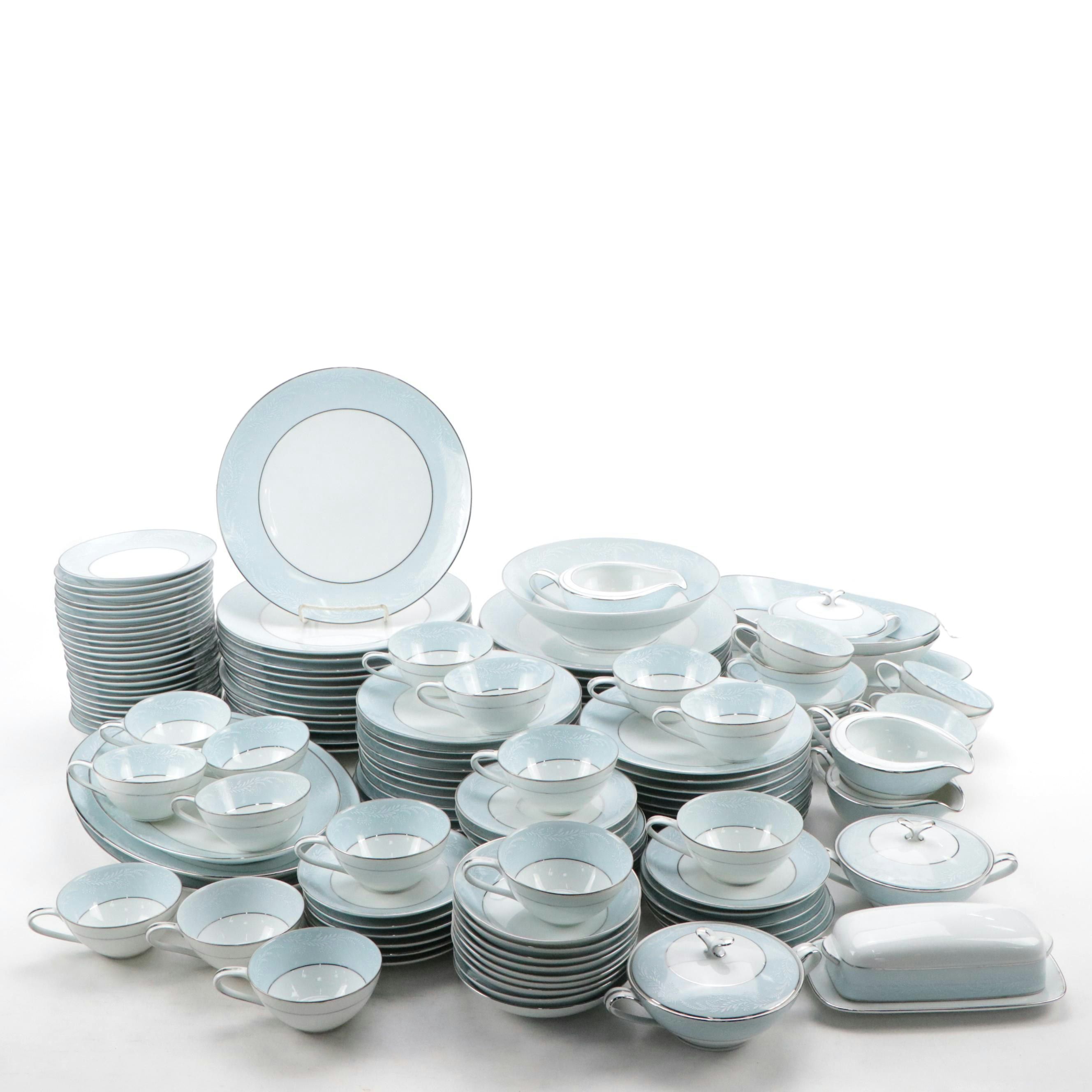 Noritake "Laureate" Porcelain Dinnerware, Mid to Late 20th Century