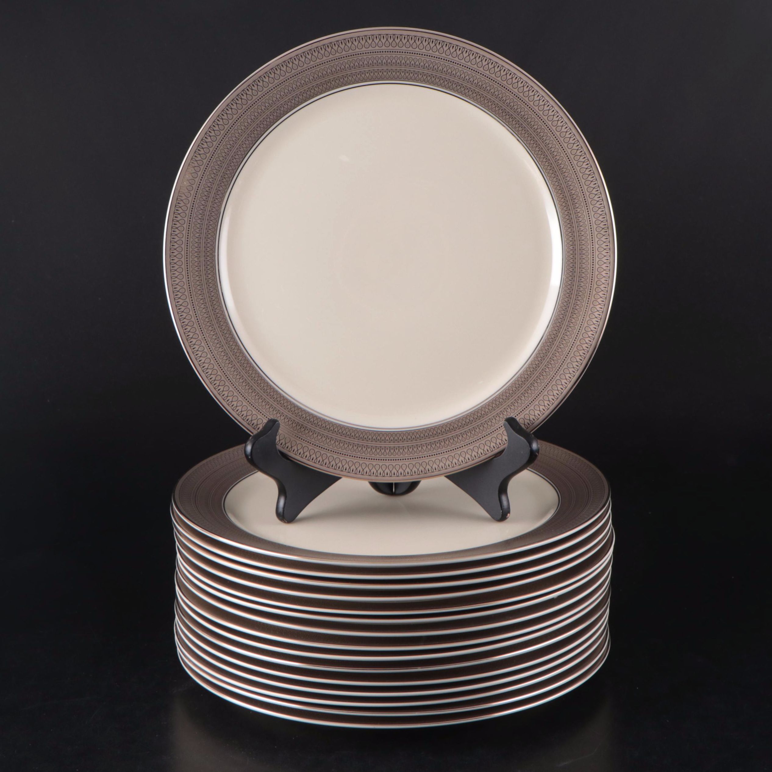 Pickard "St. Moritz" Ivory and Platinum Embellished Porcelain Dinnerware