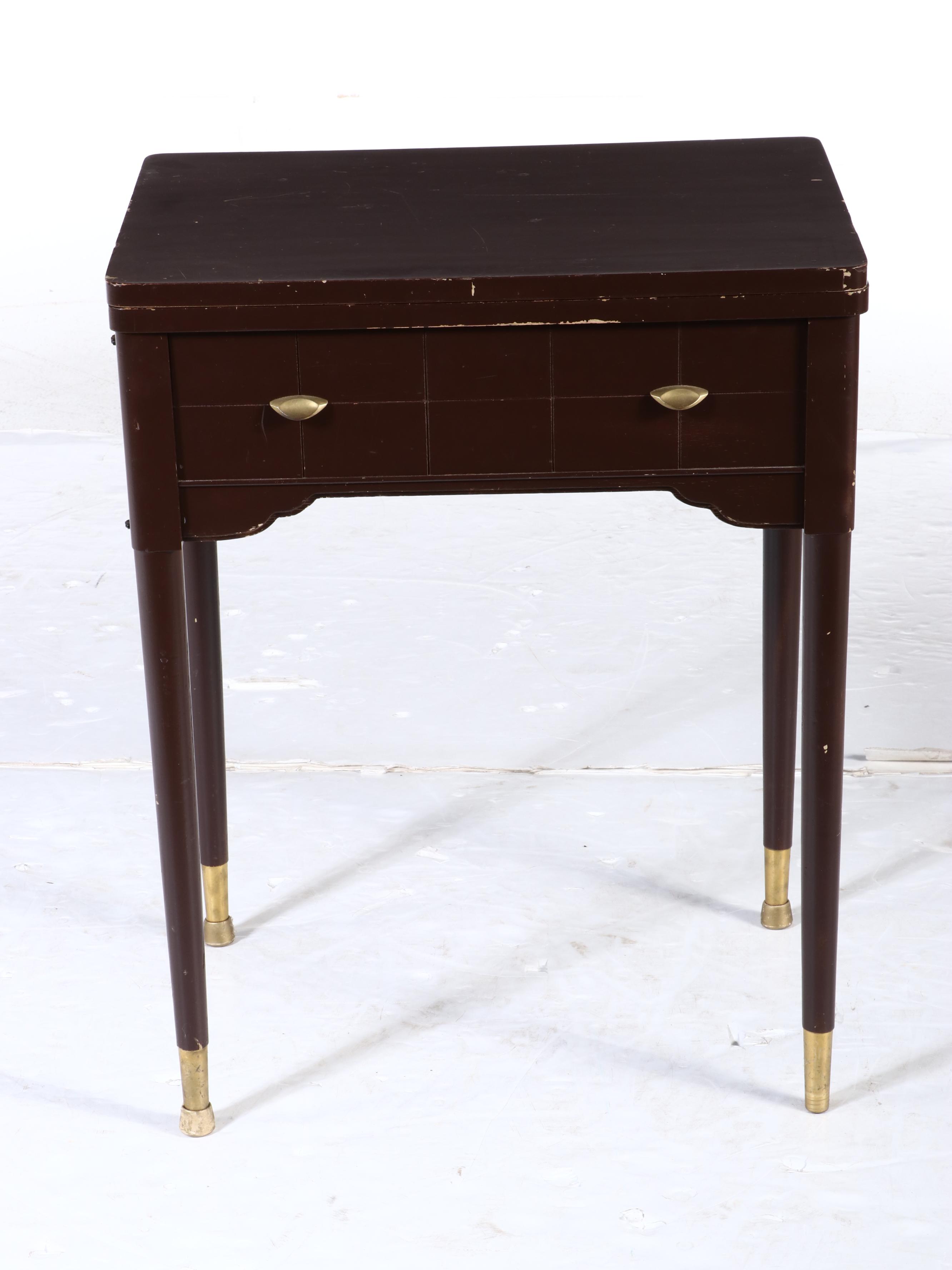 Singer Slant-O-Matic Model 401A Sewing Machine Wood Sewing Table, Mid-20th C.