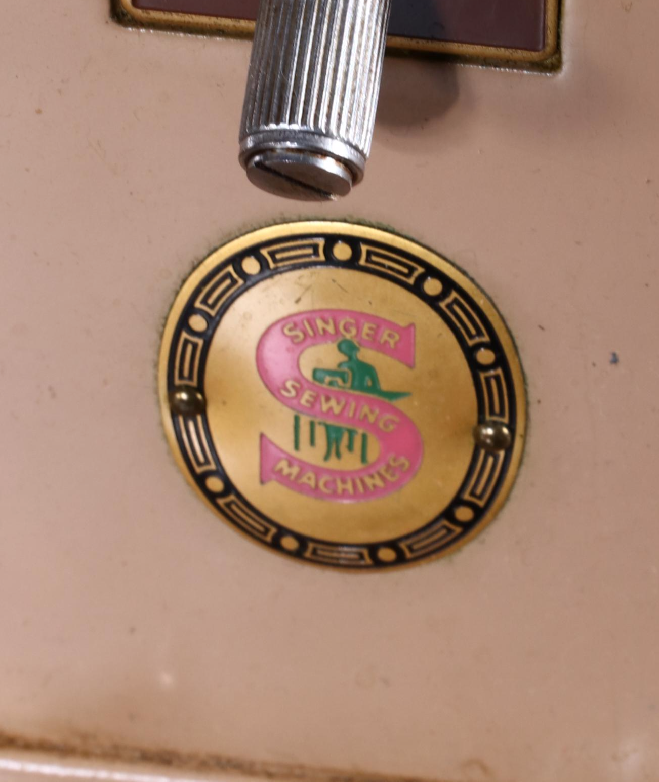 Singer Slant-O-Matic Model 401A Sewing Machine Wood Sewing Table, Mid-20th C.