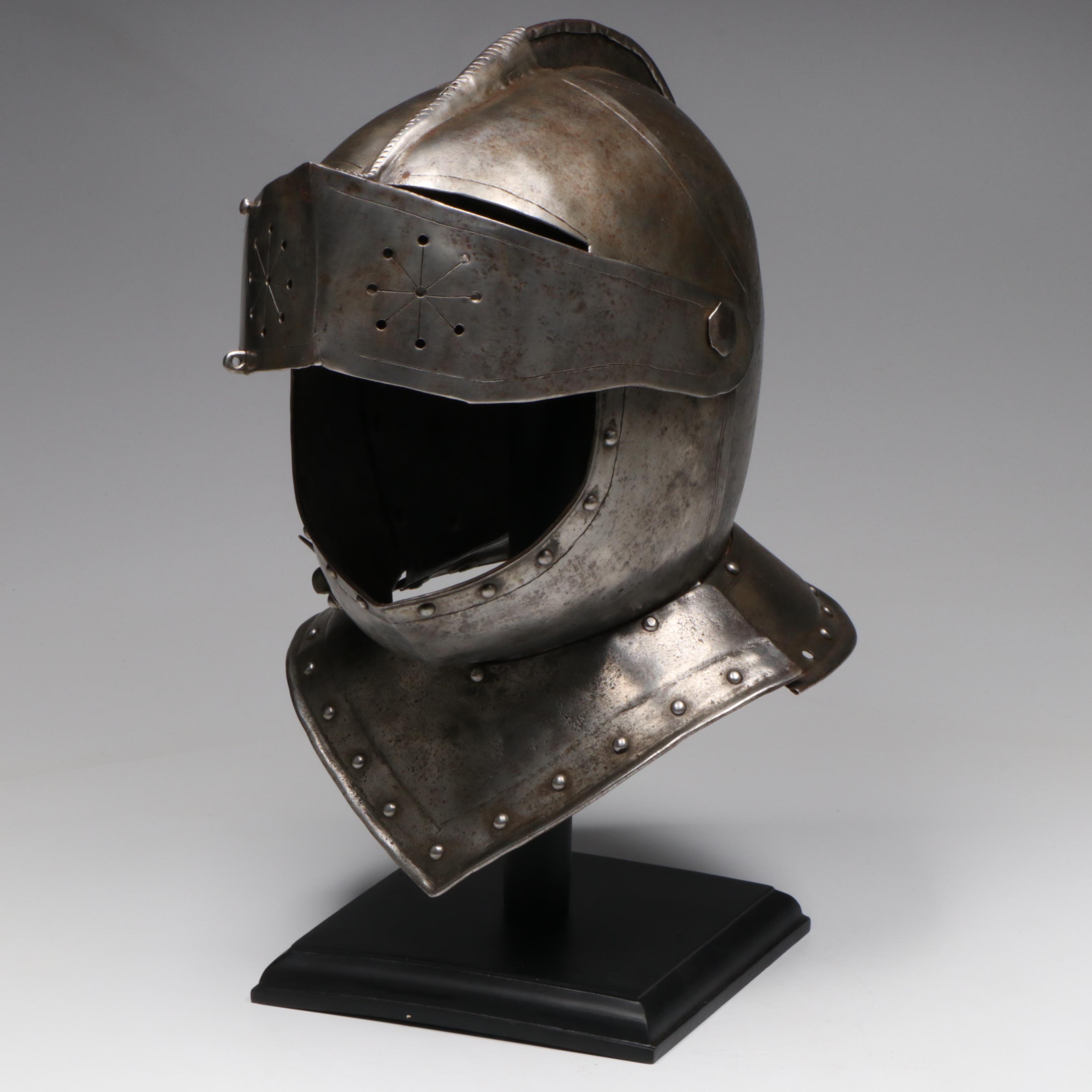 Northern European Close Helmet, Mid–Late 16th Century