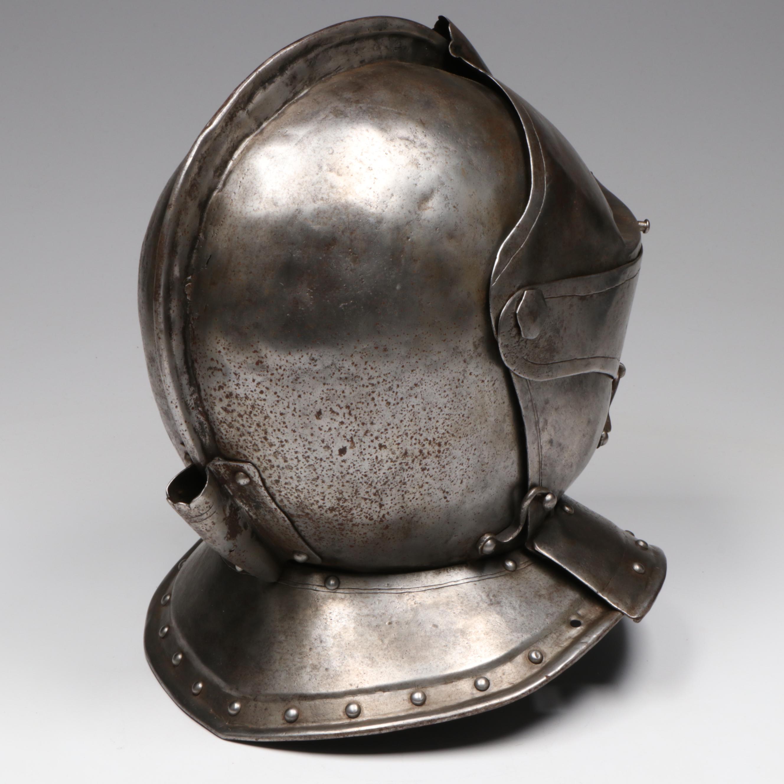 Northern European Close Helmet, Mid–Late 16th Century