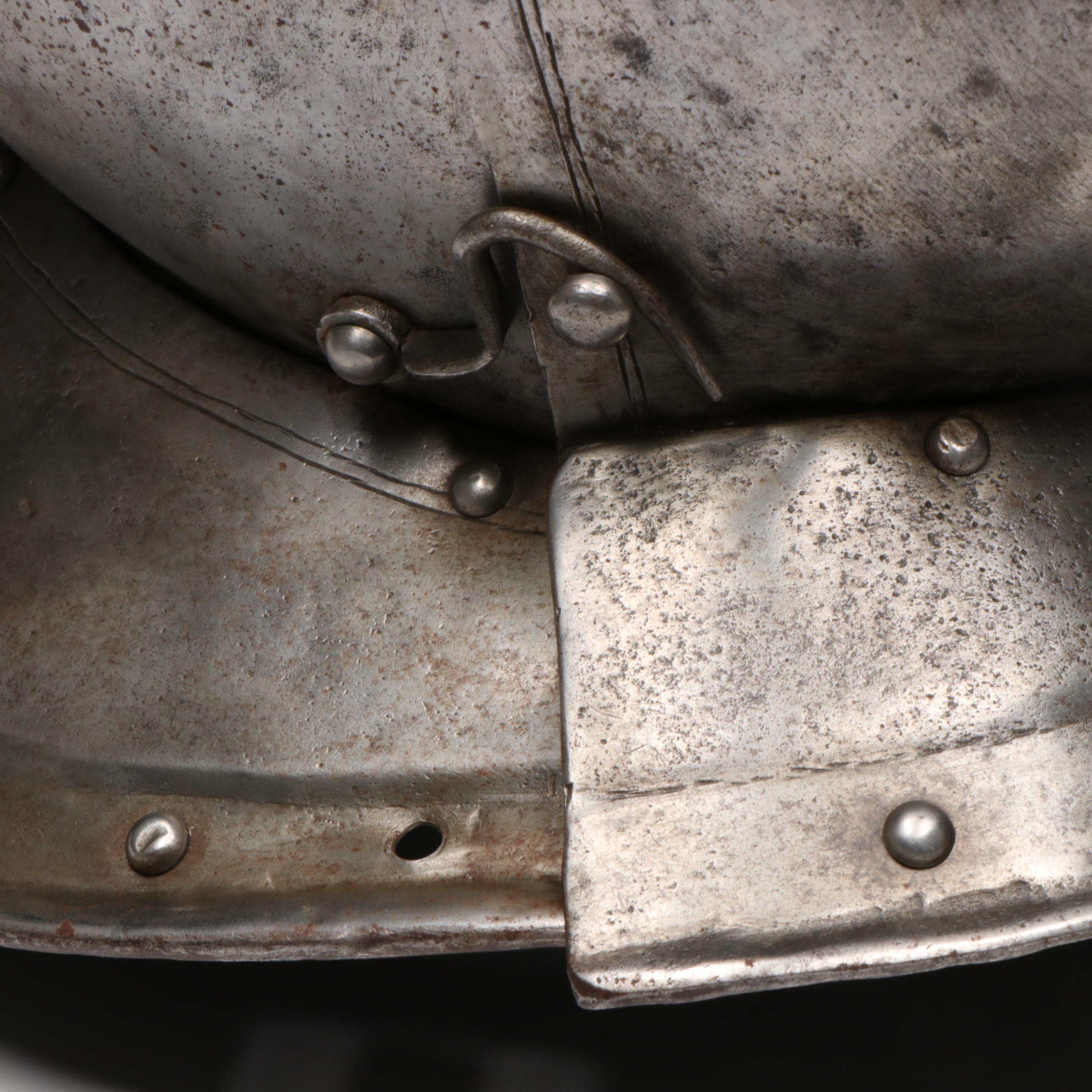 Northern European Close Helmet, Mid–Late 16th Century