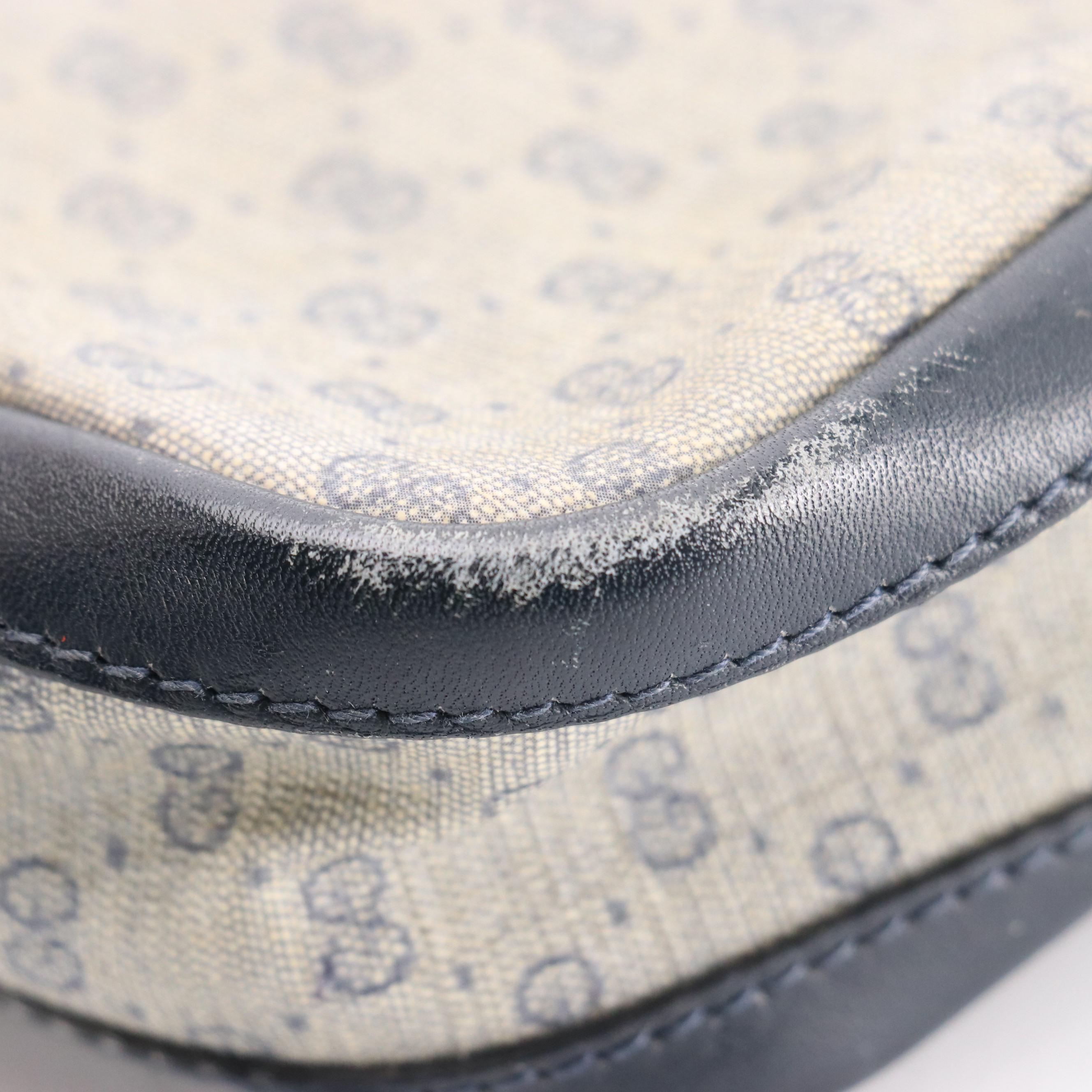 Gucci Vintage Zippered Crossbody Bag in Micro GG Supreme Canvas and Navy Leather