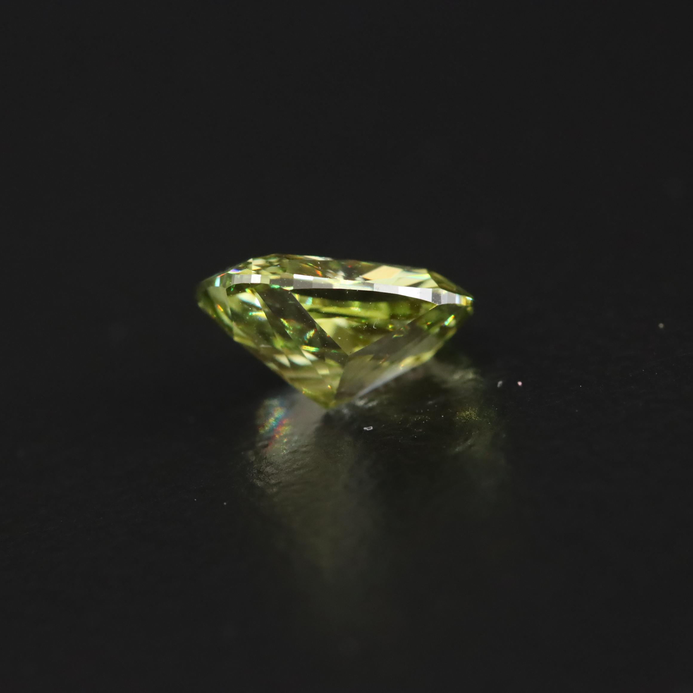 Loose 1.74 CT Fancy Vivid Green Lab Grown Diamond with IGI Report