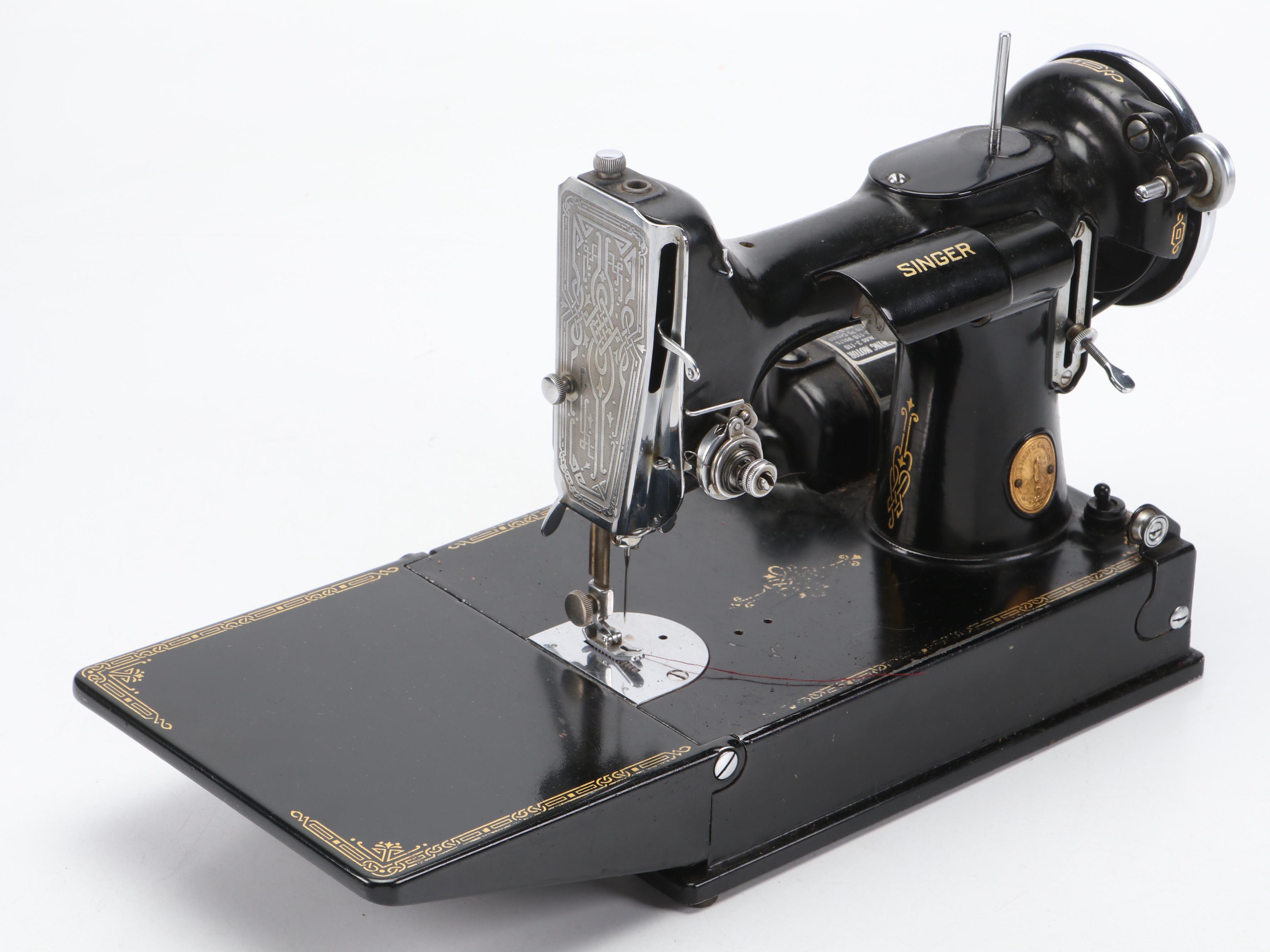 Singer 221-1 Featherweight Electric Sewing Machine, 1934