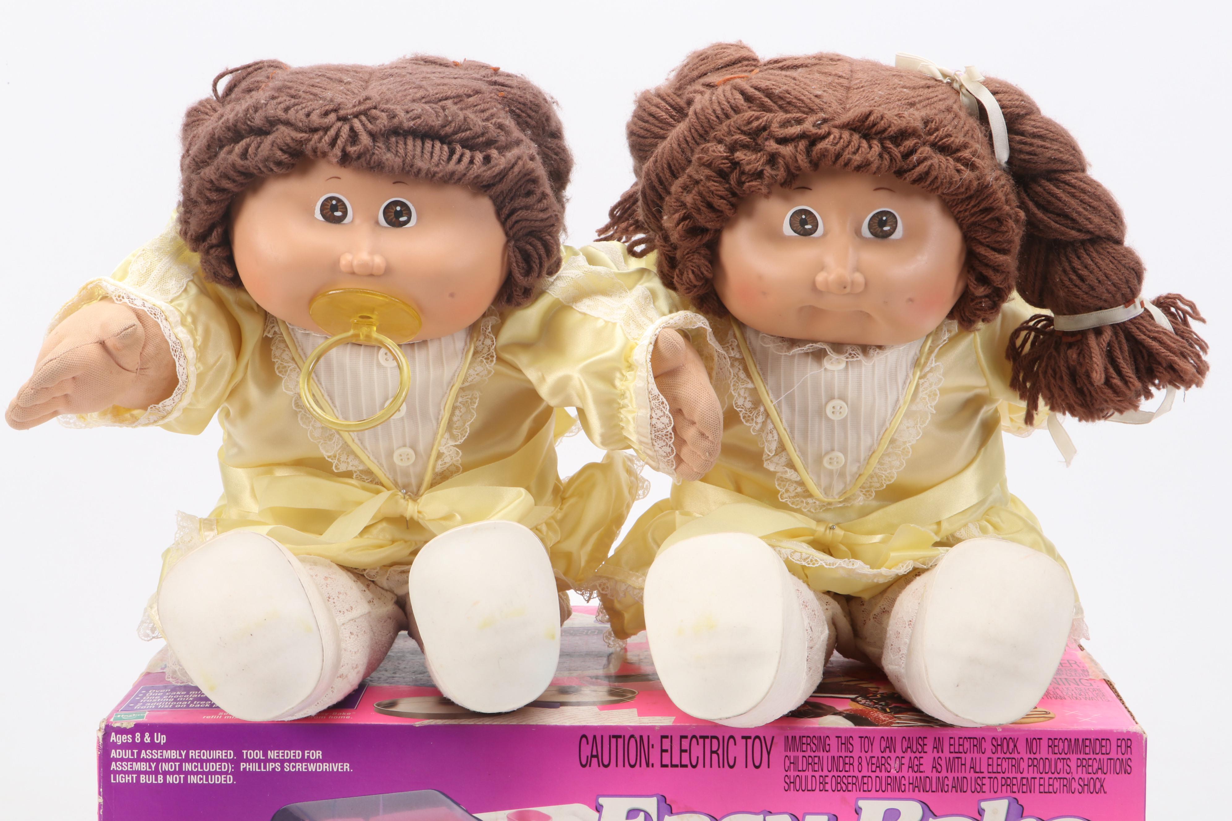 Easy-Bake Toy Oven with Cabbage Patch Kids Dolls and My Pals Beanbag Dolls