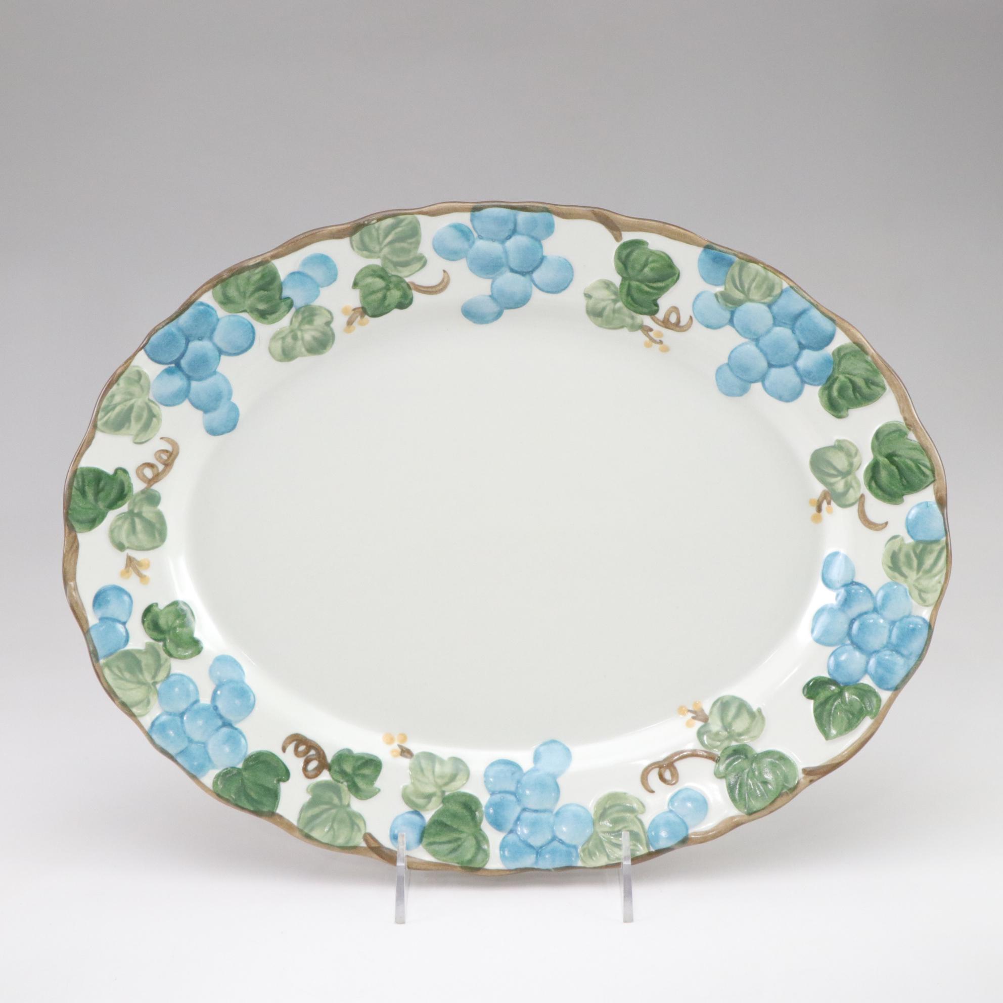 Poppy Trail "Sculptured Grape" Dinnerware Set