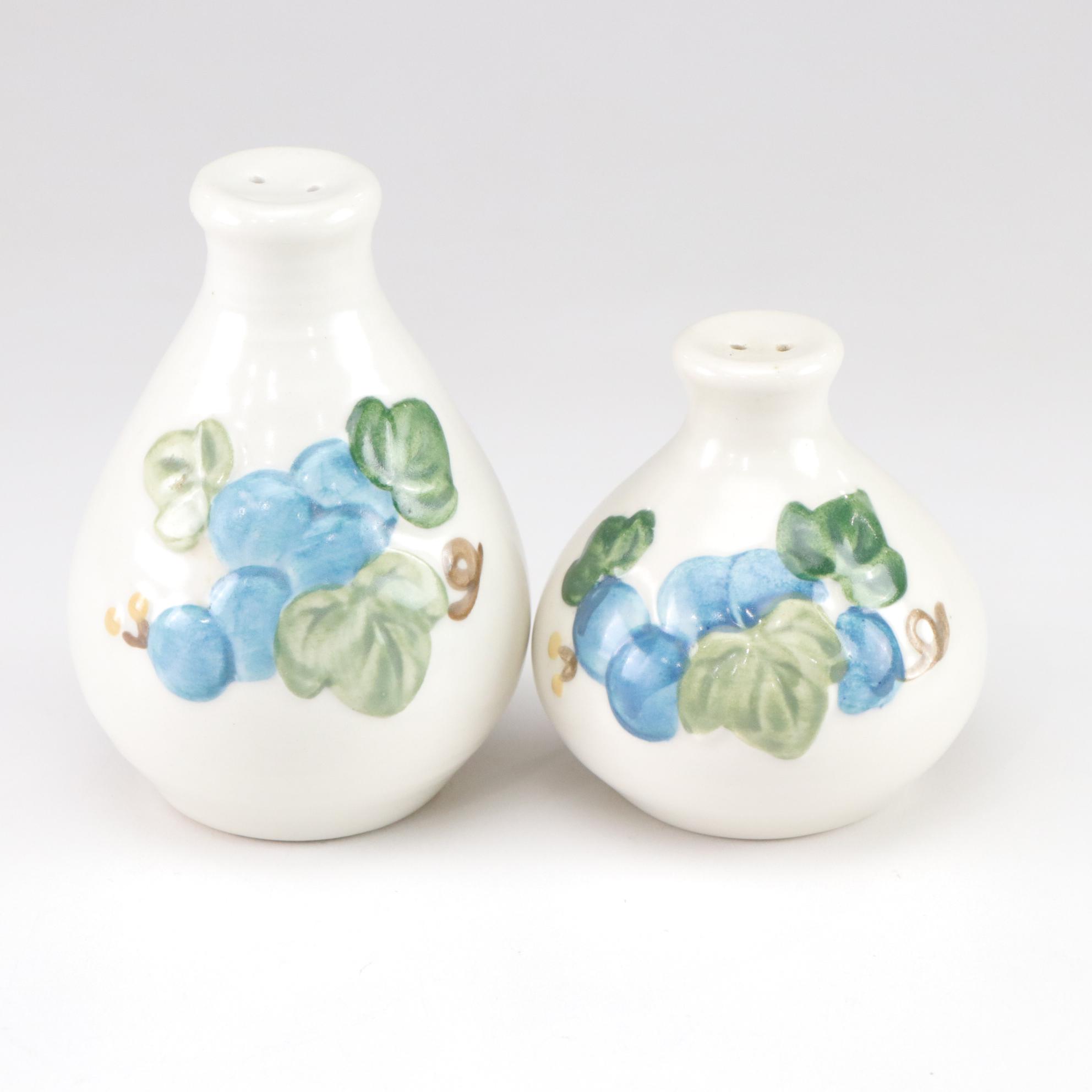 Poppy Trail "Sculptured Grape" Dinnerware Set