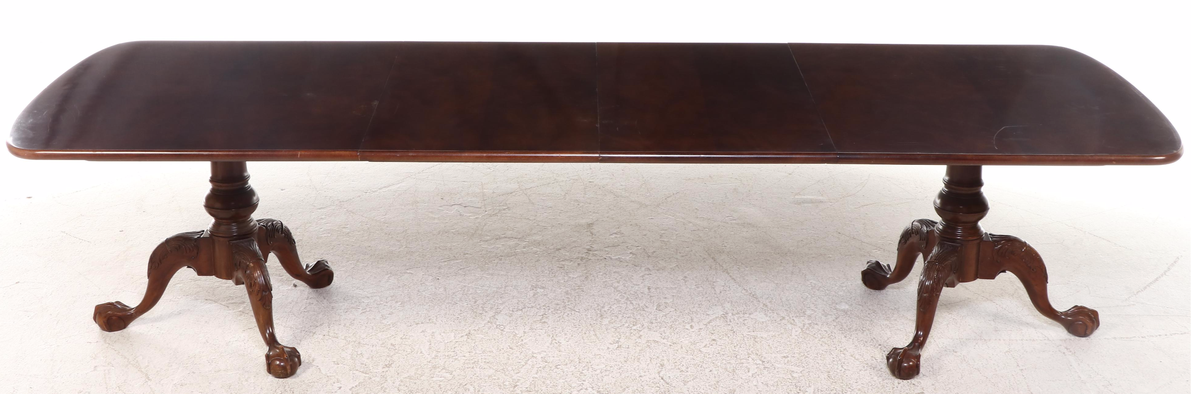 Eleven-Piece Henredon Chinese Chippendale Style Dining Set