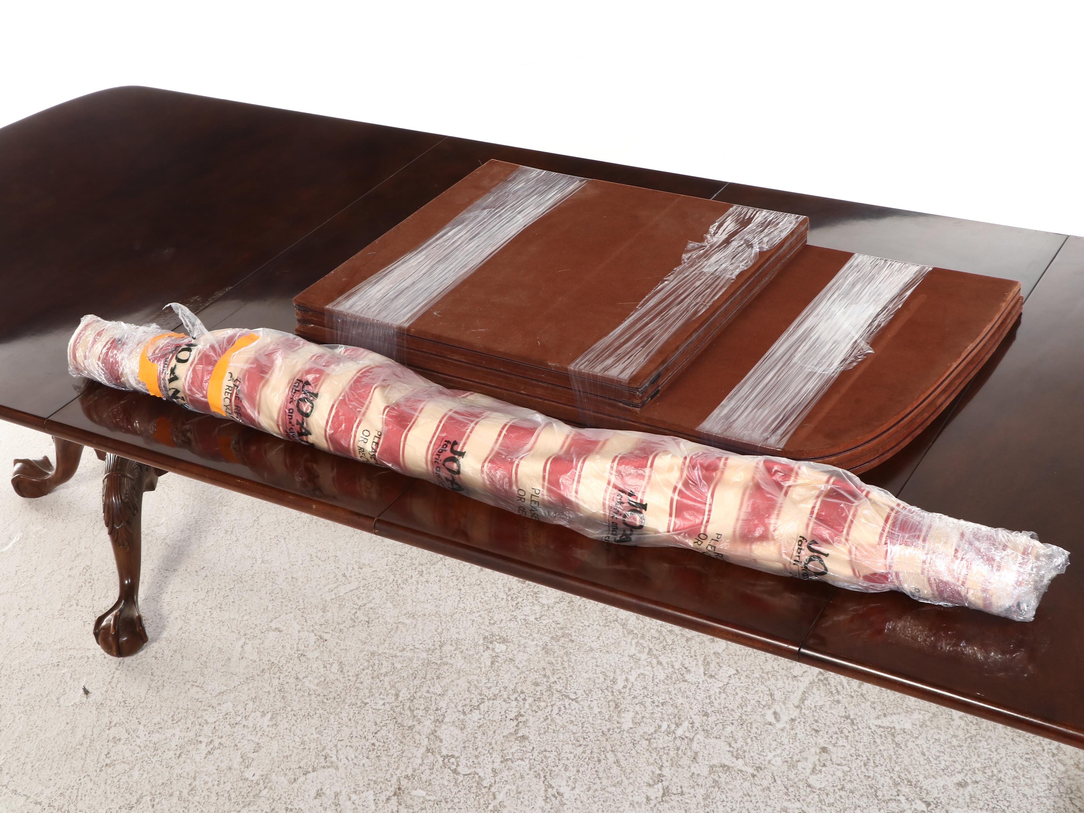 Eleven-Piece Henredon Chinese Chippendale Style Dining Set