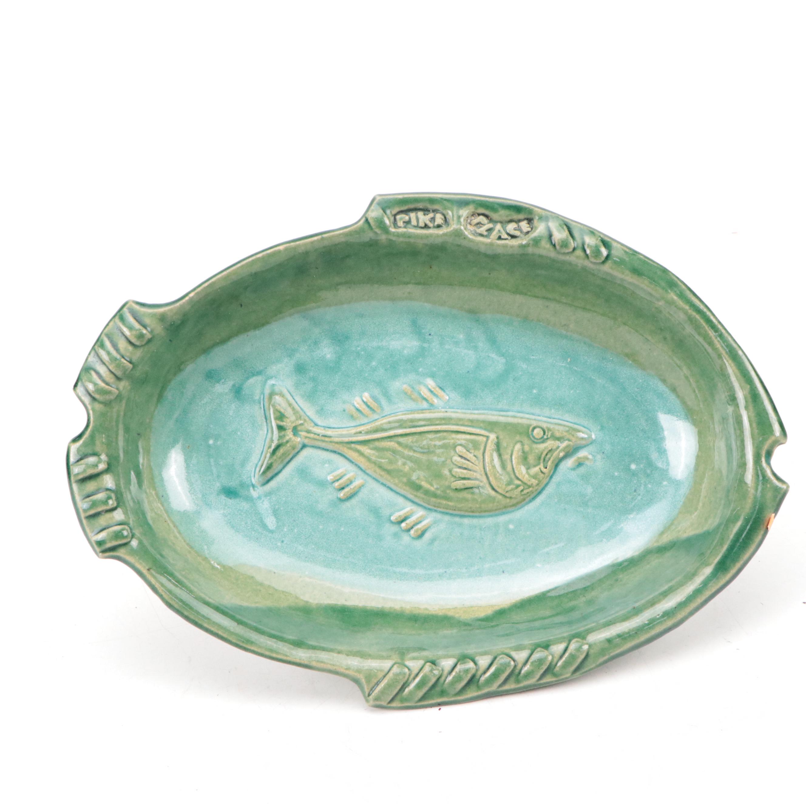 Ceramic Crab Shell Bowls with Art Pottery Fish Platter