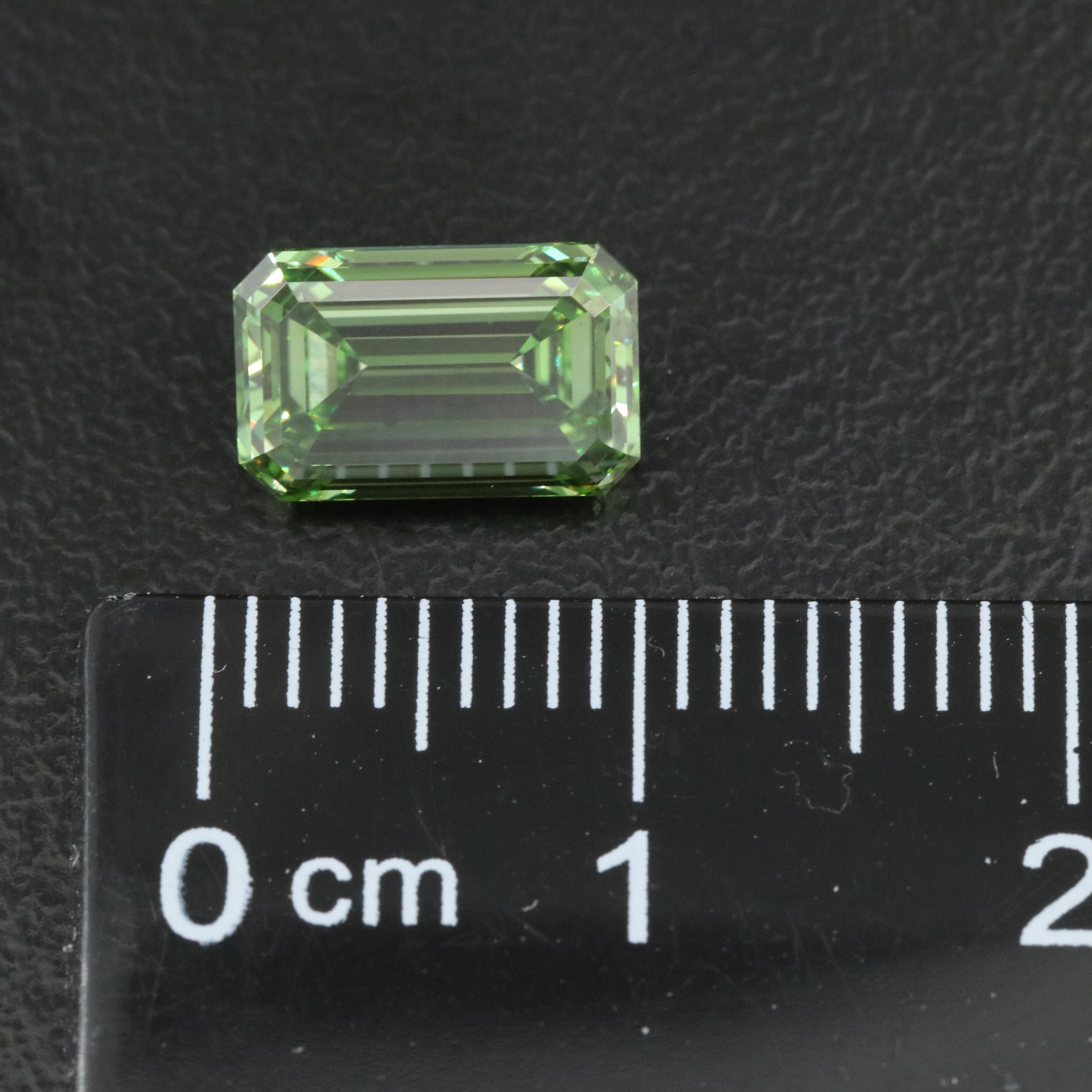 Loose 2.22 CT Fancy Vivid Green Lab Grown Diamond with IGI Report