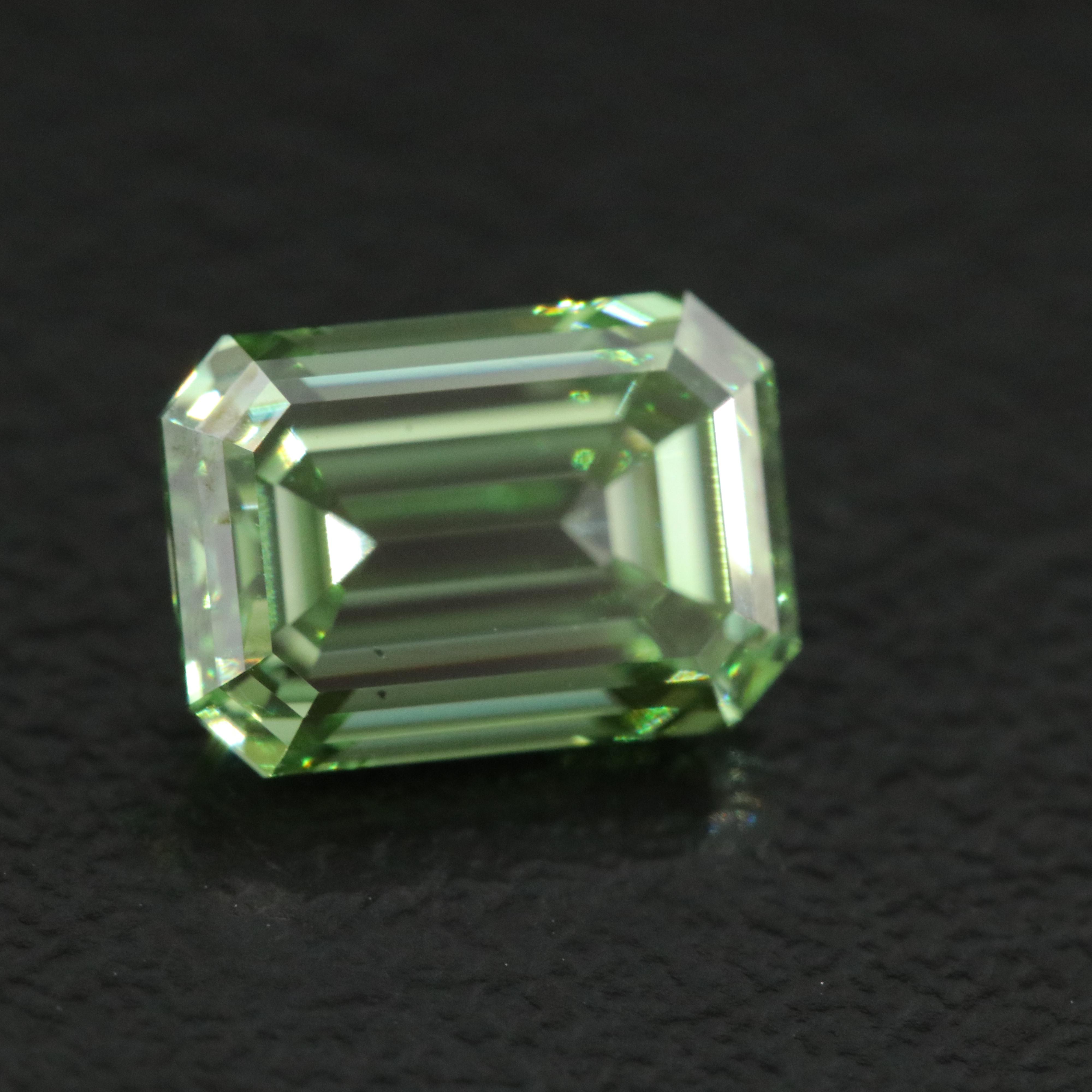 Loose 2.11 CT Fancy Vivid Green Lab Grown Diamond with IGI Report
