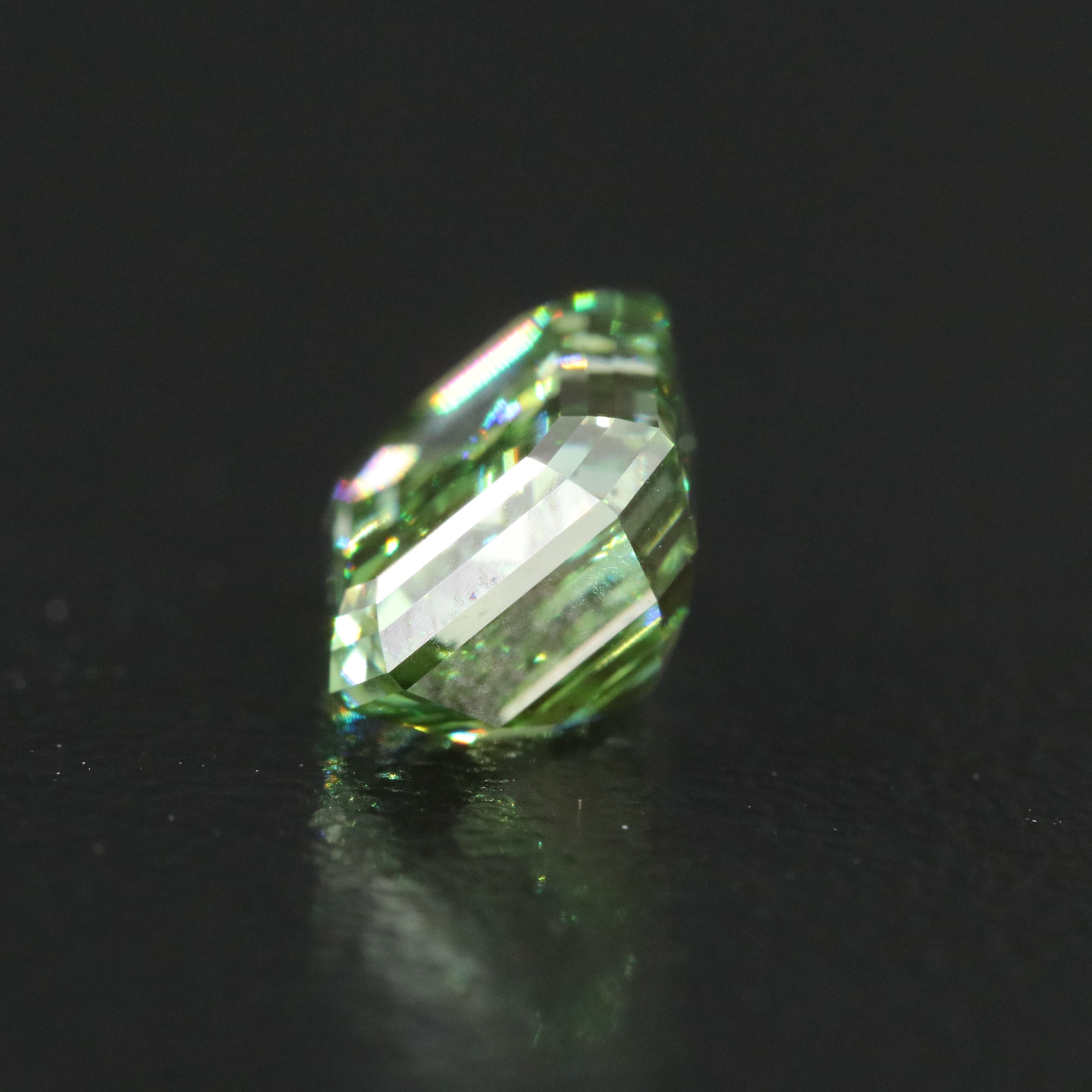 Loose 2.11 CT Fancy Vivid Green Lab Grown Diamond with IGI Report