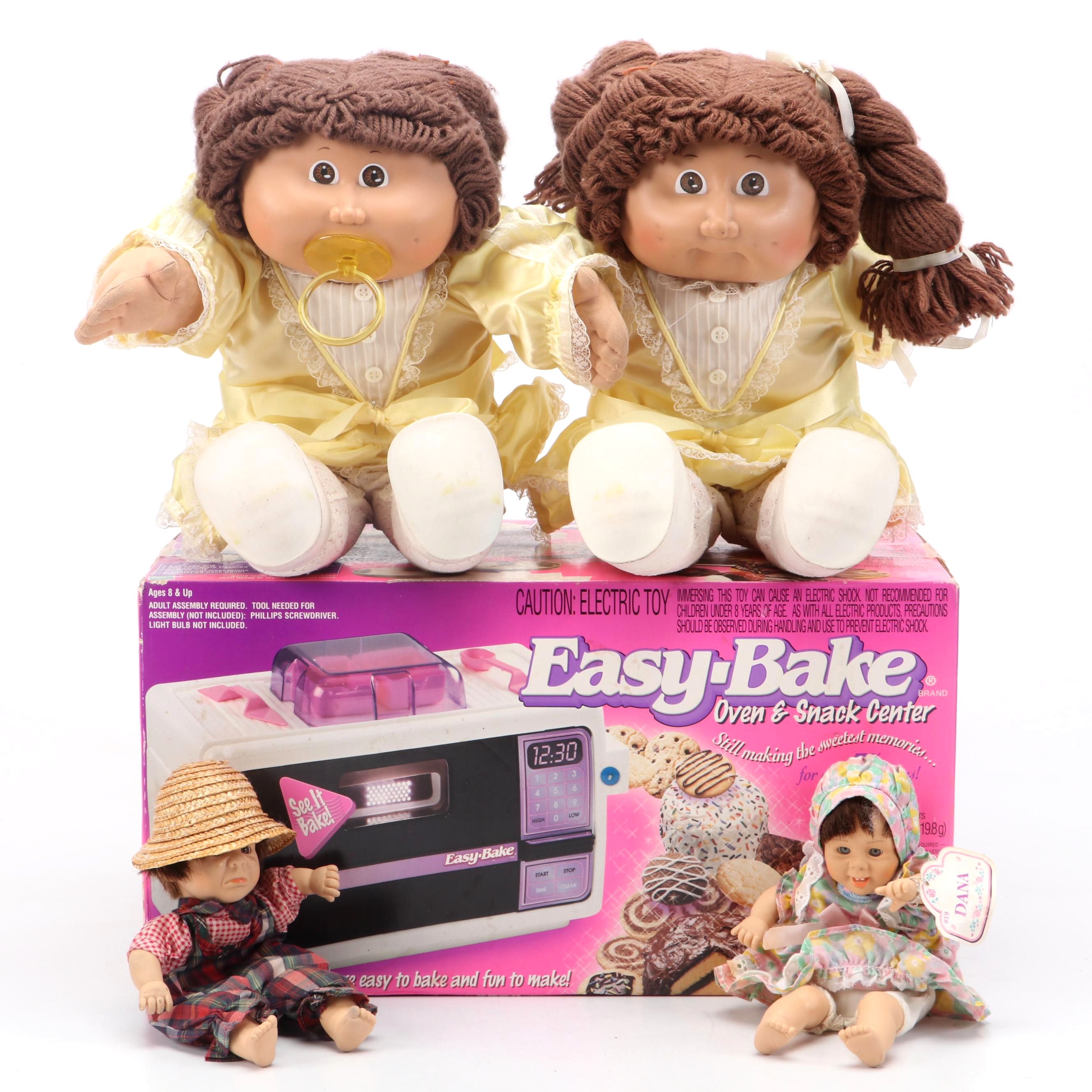 Easy-Bake Toy Oven with Cabbage Patch Kids Dolls and My Pals Beanbag Dolls