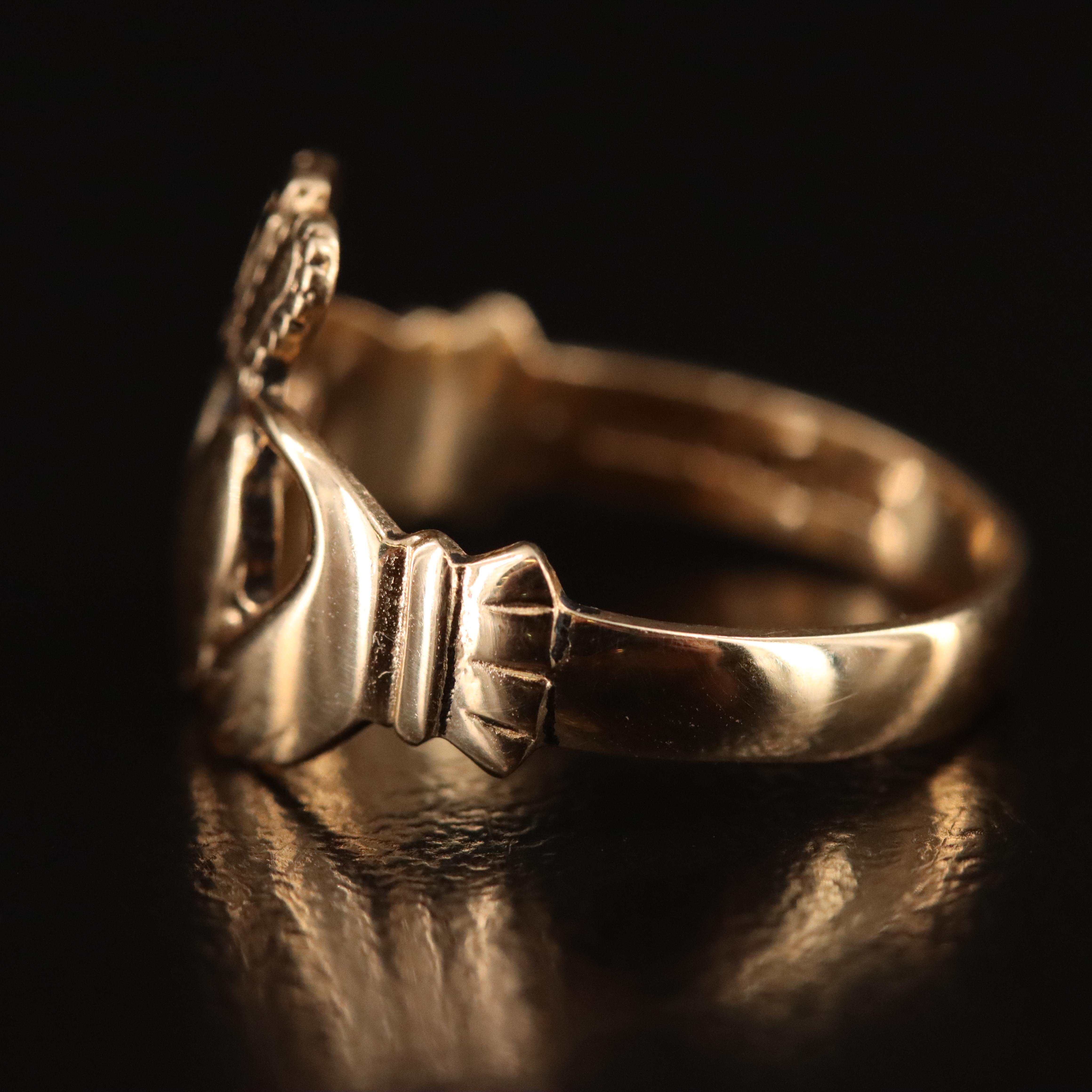 14K Claddagh Ring