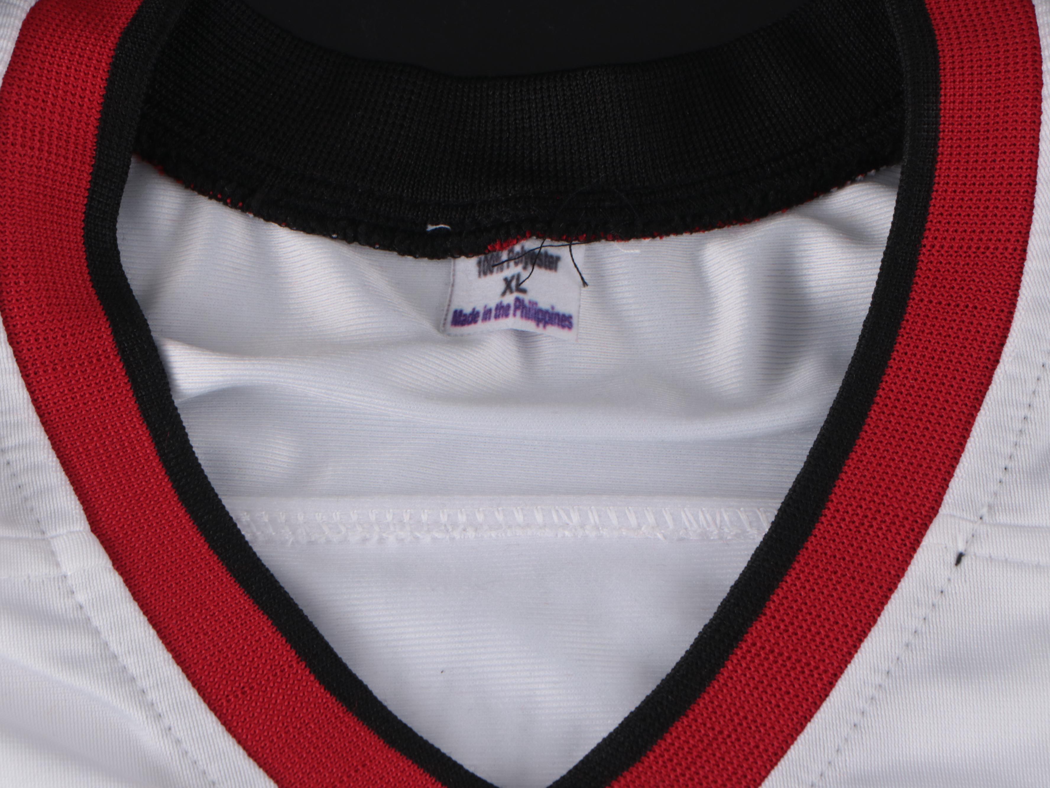 Chevy Chase Signed "Christmas Vacation: Clark Griswold" Hockey Jersey, Beckett