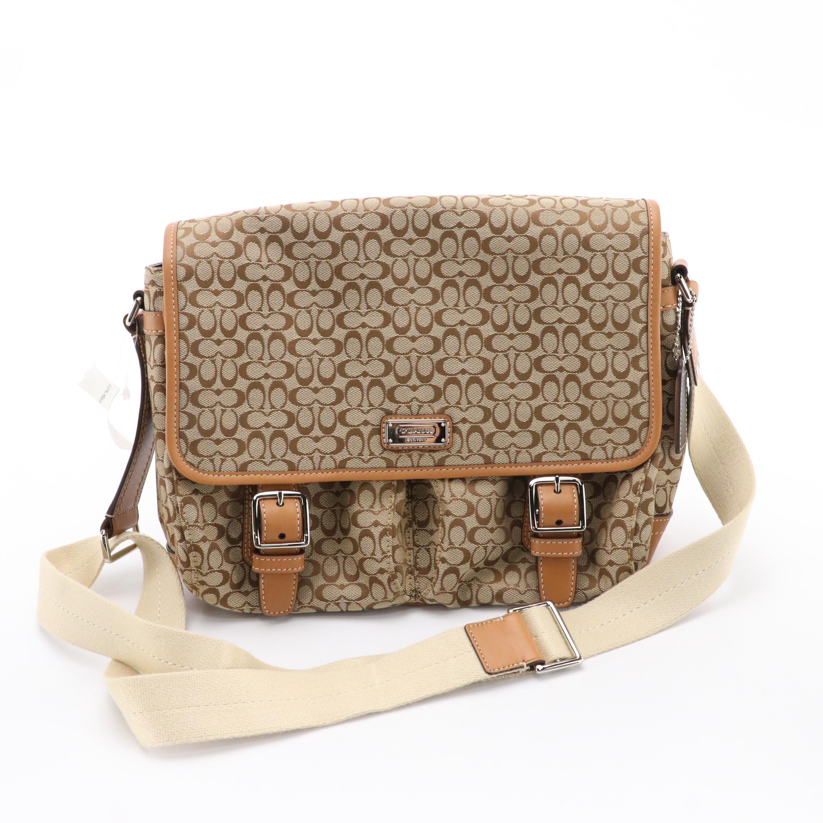 Coach Signature Canvas Messenger Bag, Shay Shoulder Bag in Vintage Khaki Leather