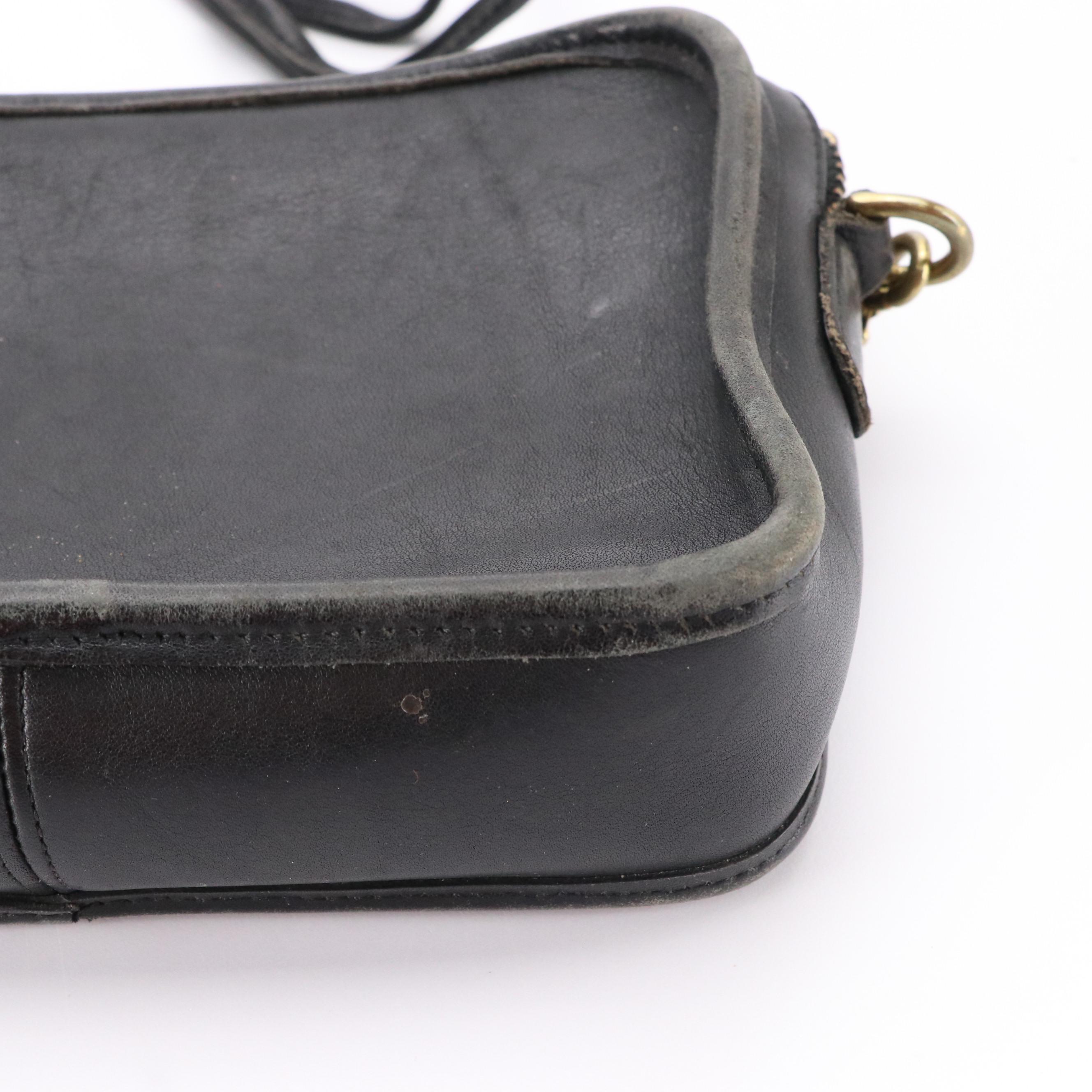 Coach 9925 Carnival Crossbody Bag in Black Glove-Tanned Leather, 1990s