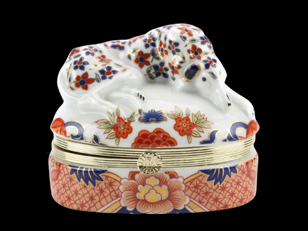 The Classics: Art, Furniture, Jewelry & Décor