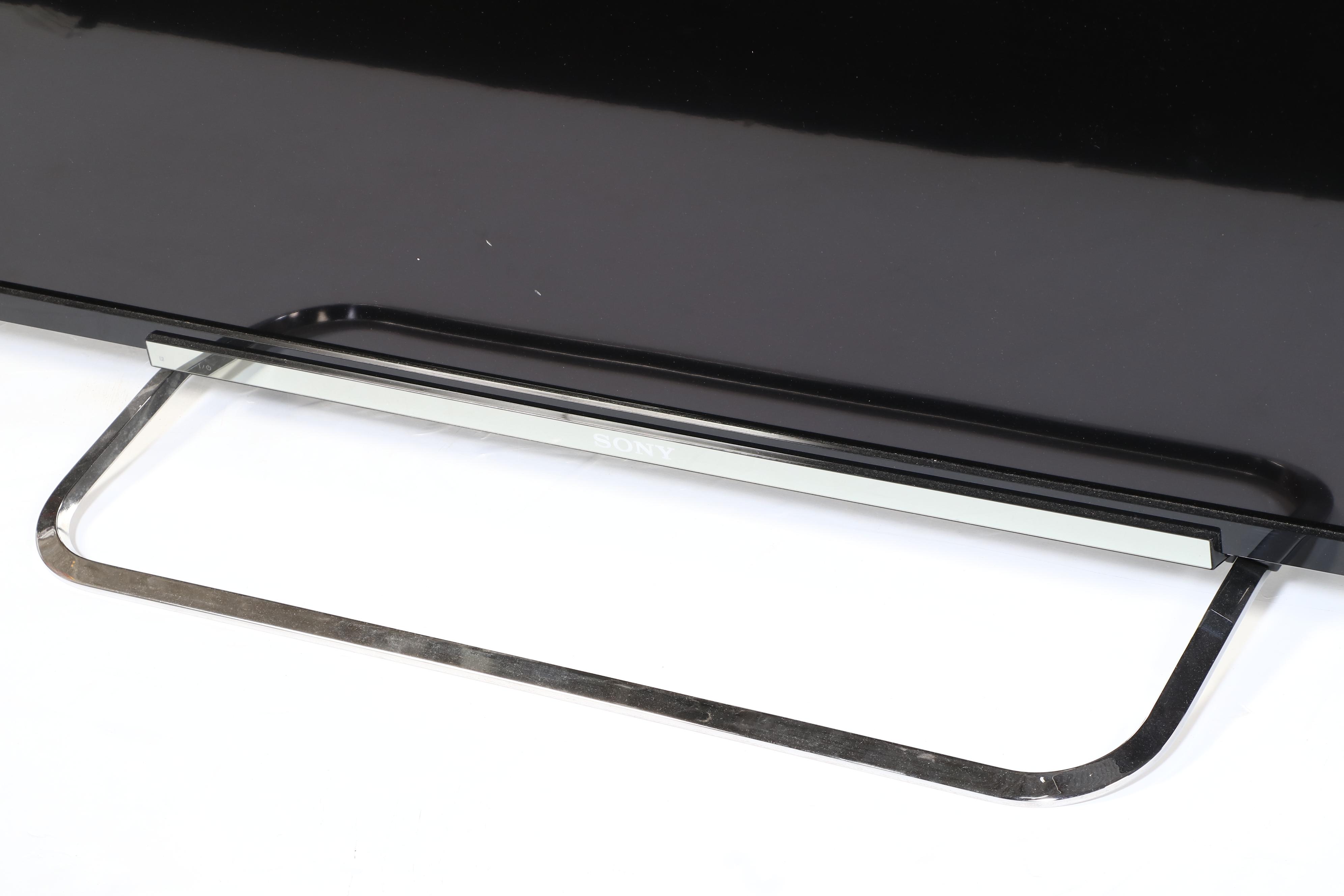 Sony Bravia KDL-70R550A 70" LCD Flat Screen Television