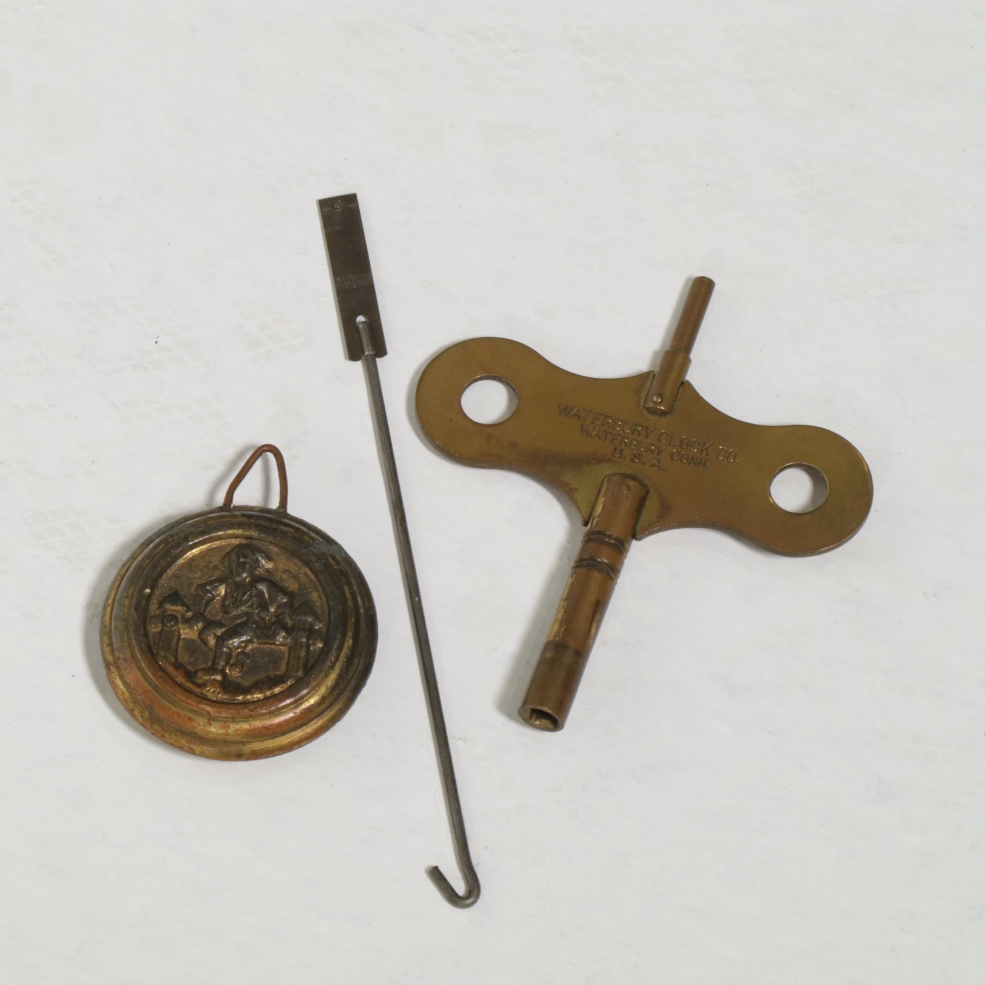 Seth Thomas Neoclassical Faux Marble Mantel Clock, Early 20th Century