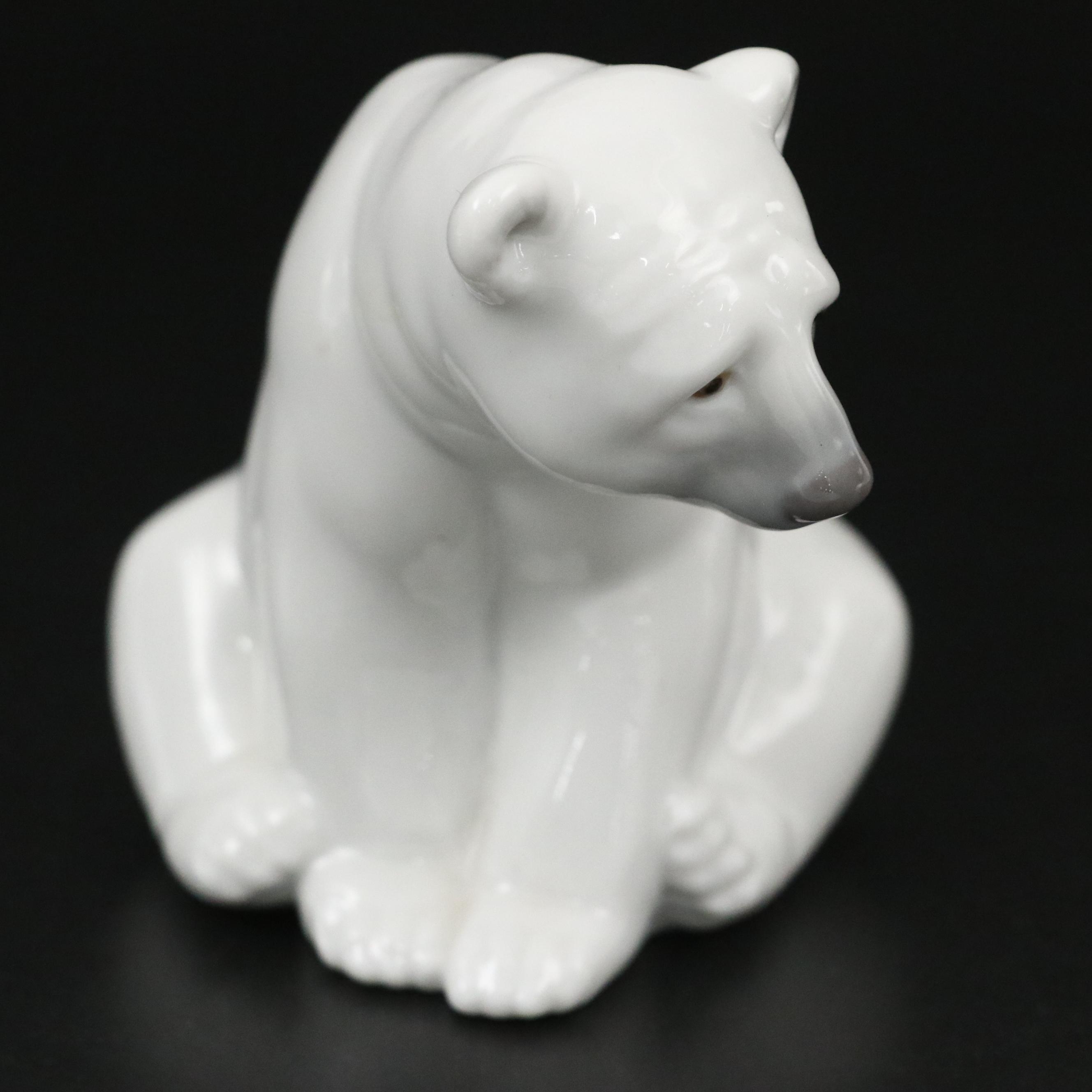 Lladró "Seated Polar Bear" Porcelain Figurine Designed by Juan Huerta