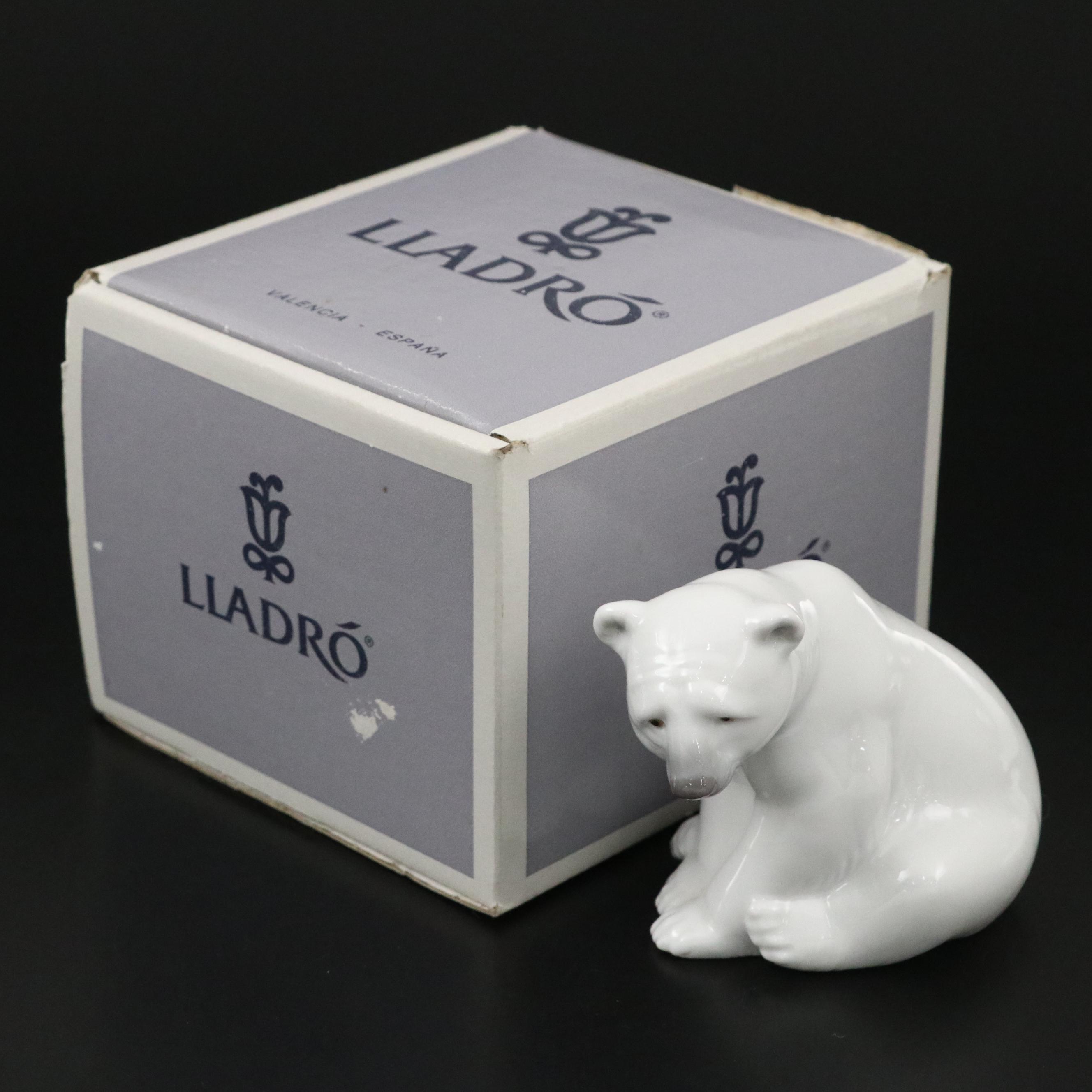 Lladró "Seated Polar Bear" Porcelain Figurine Designed by Juan Huerta