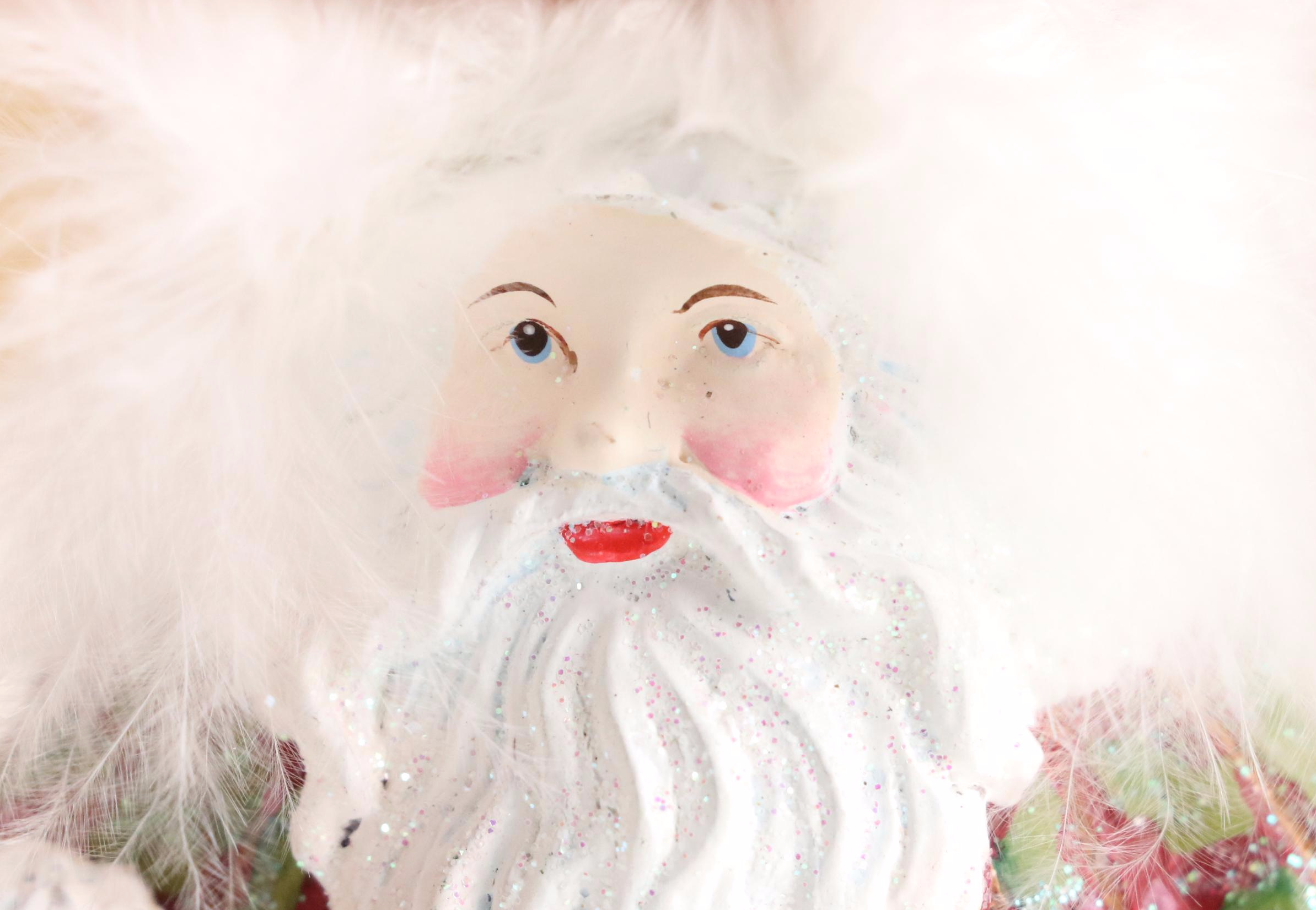 Krinkles by Patience Brewster "Dash Away" Santa and Reindeer Figurines