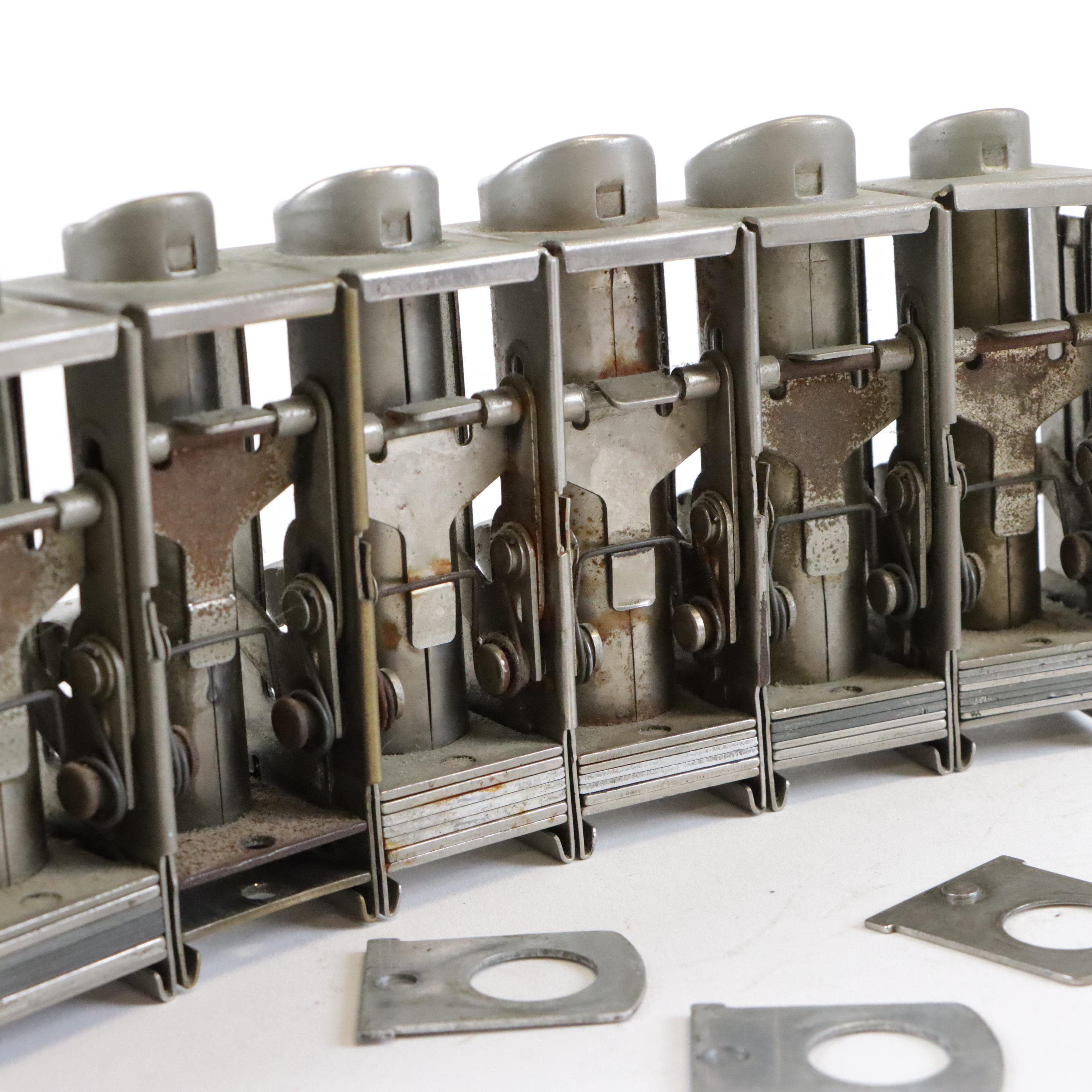 Johnson Fare Box Co. 7 Box Coin Changer & Newspaper Delivery Bag