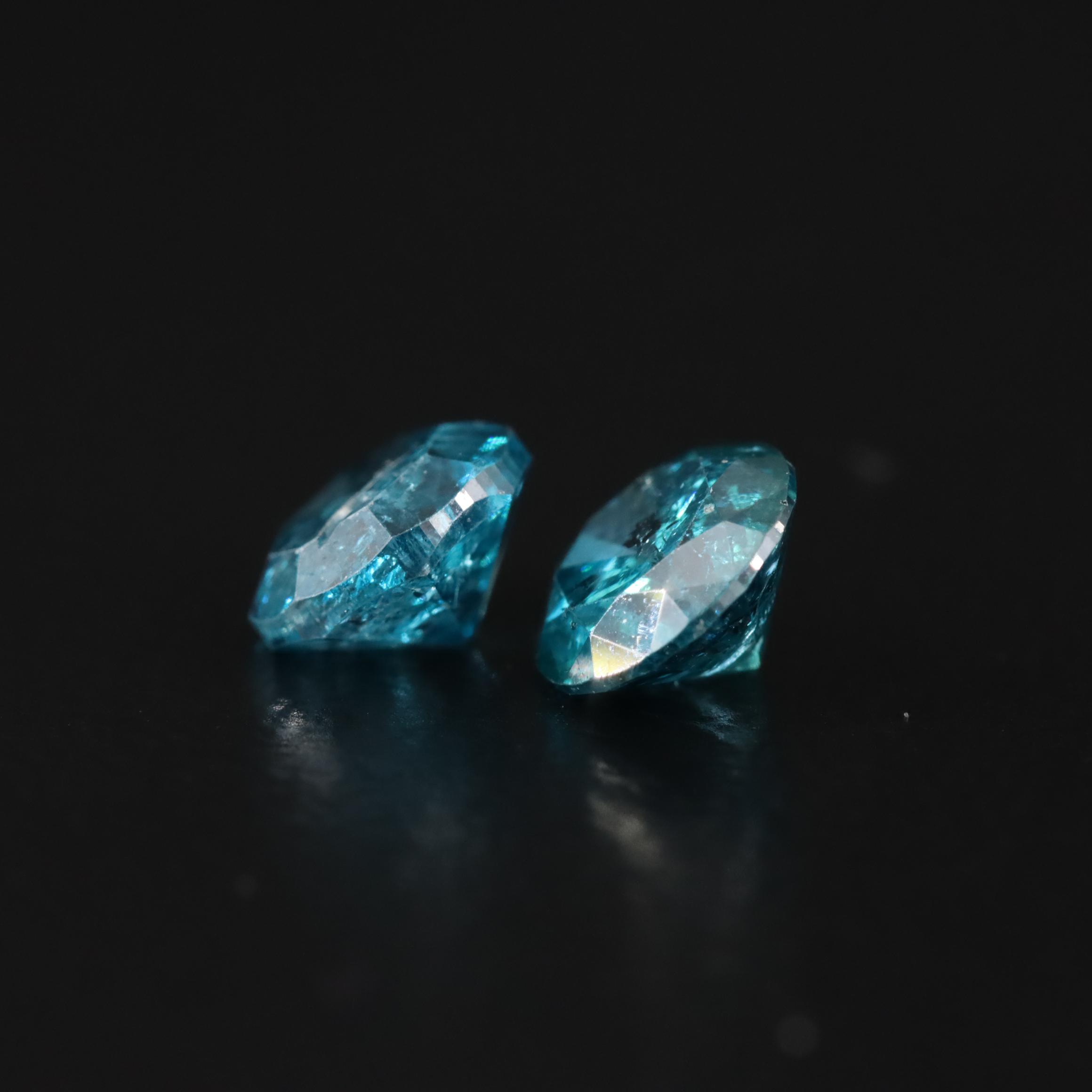 Loose 1.03 CTW Fancy Blue Diamonds