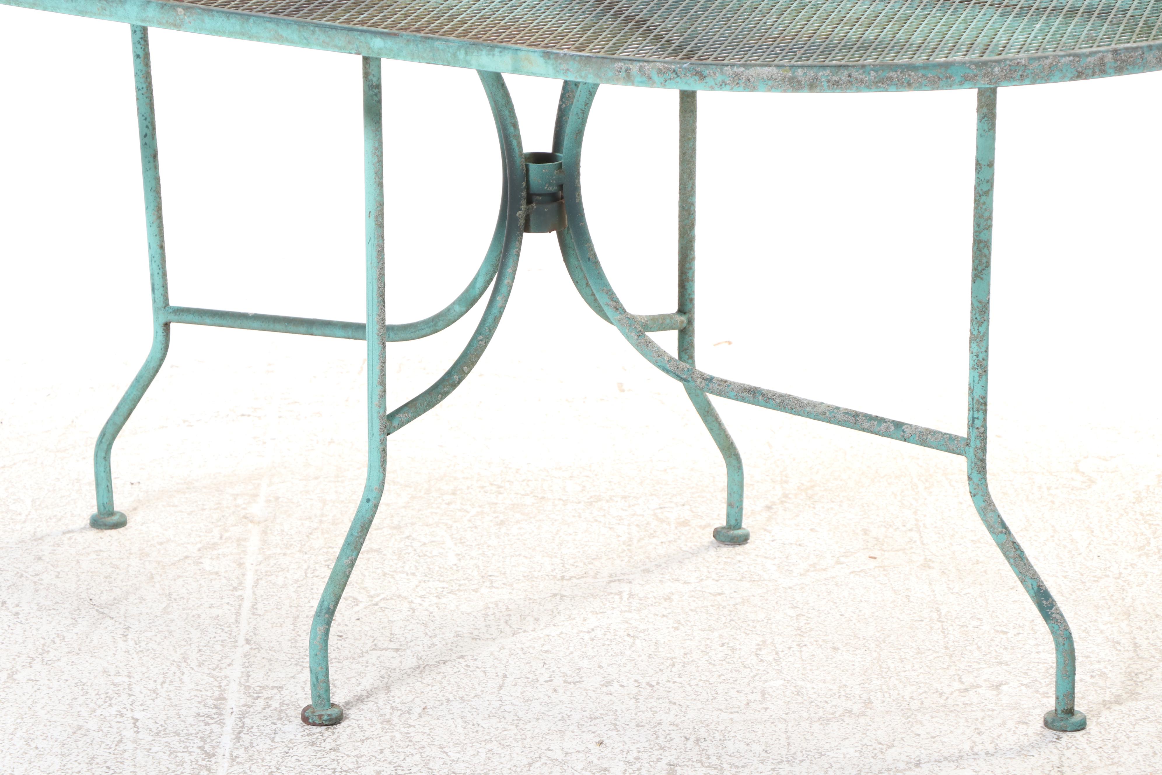 Five-Piece Modernist Green-Painted Iron and Wire Mesh Patio Dining Set