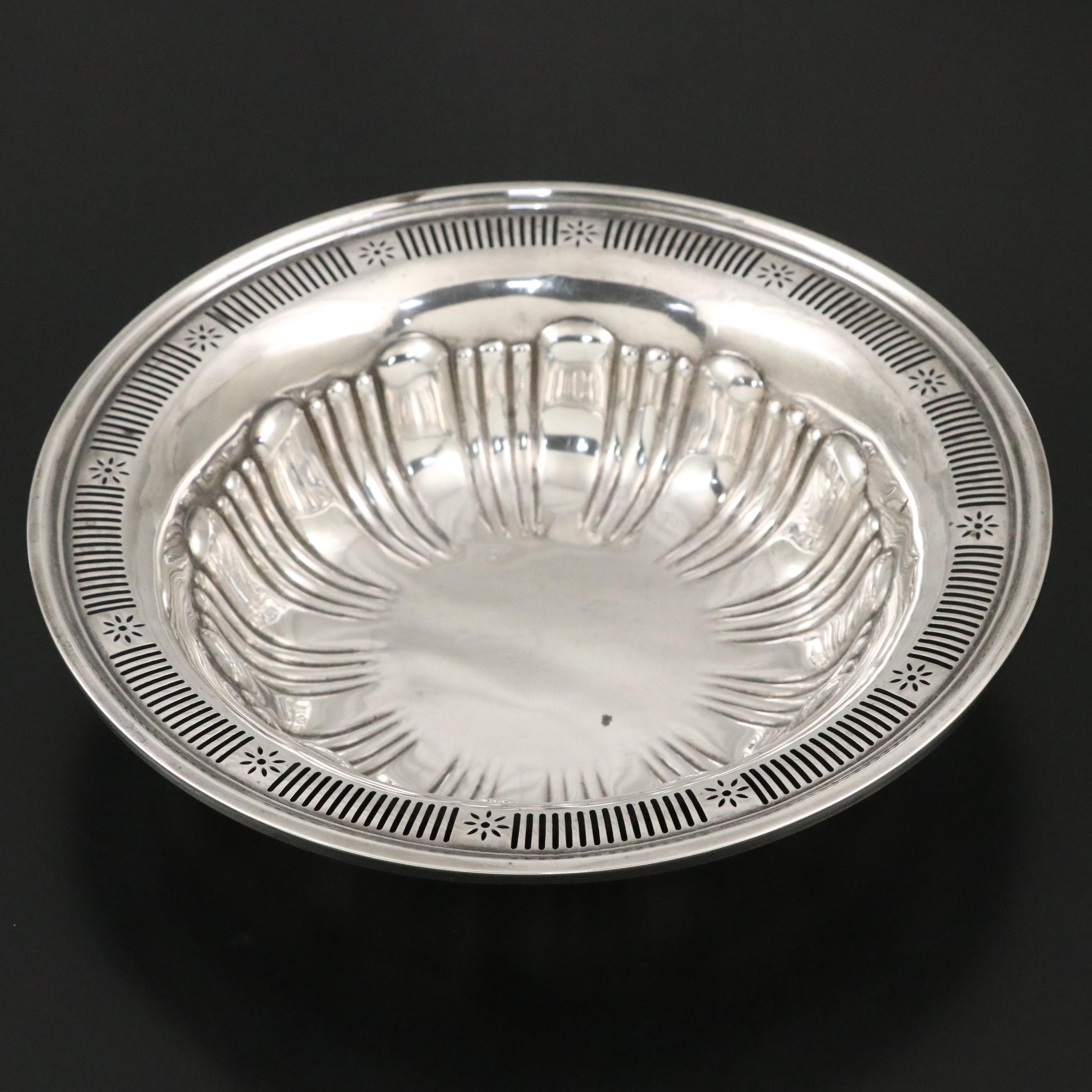 Meriden Britannia Co. Reticulated Sterling Silver Bowl