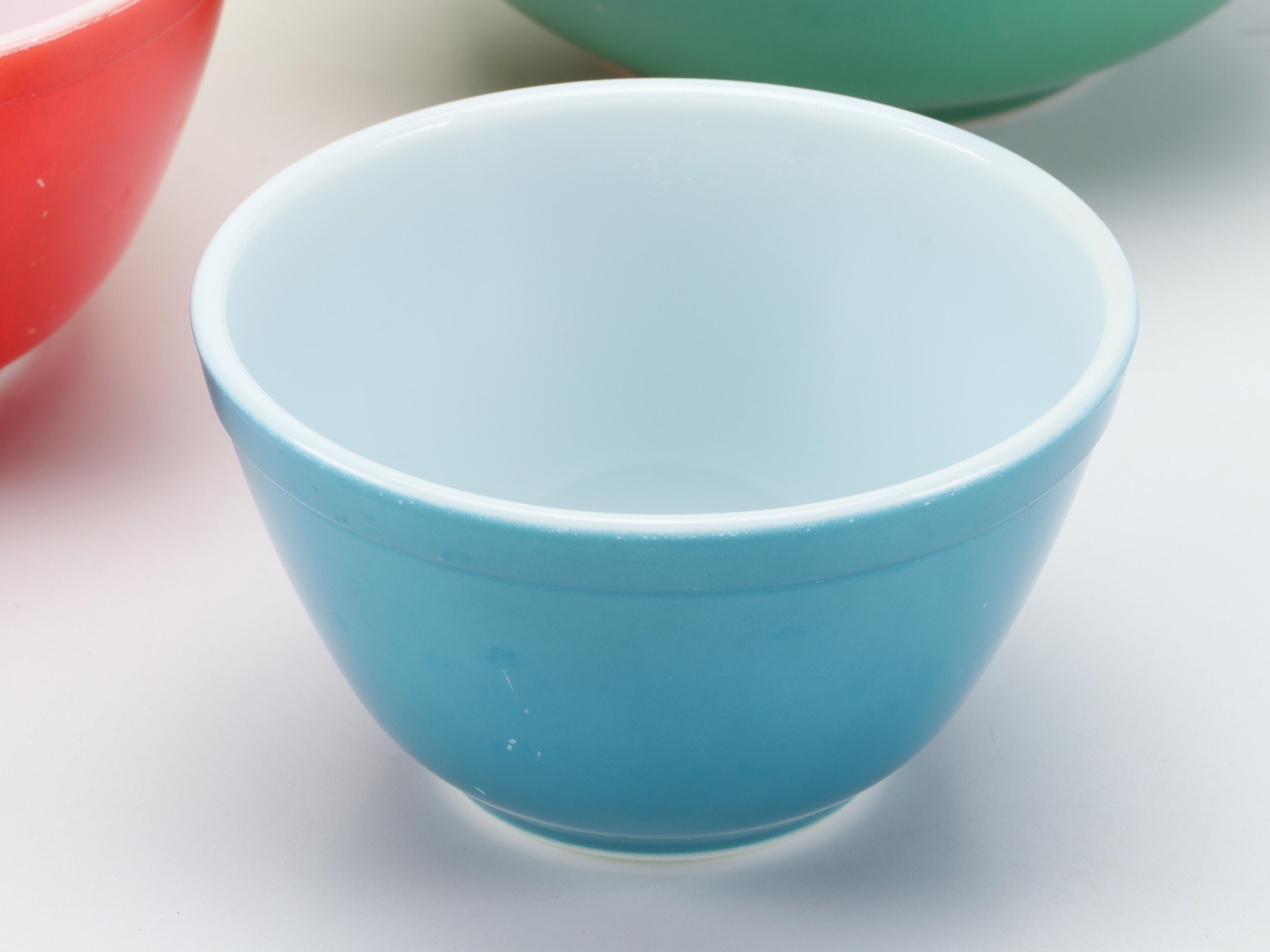 Pyrex "Primary Colors" Glass Mixing Bowls, 1945–1968