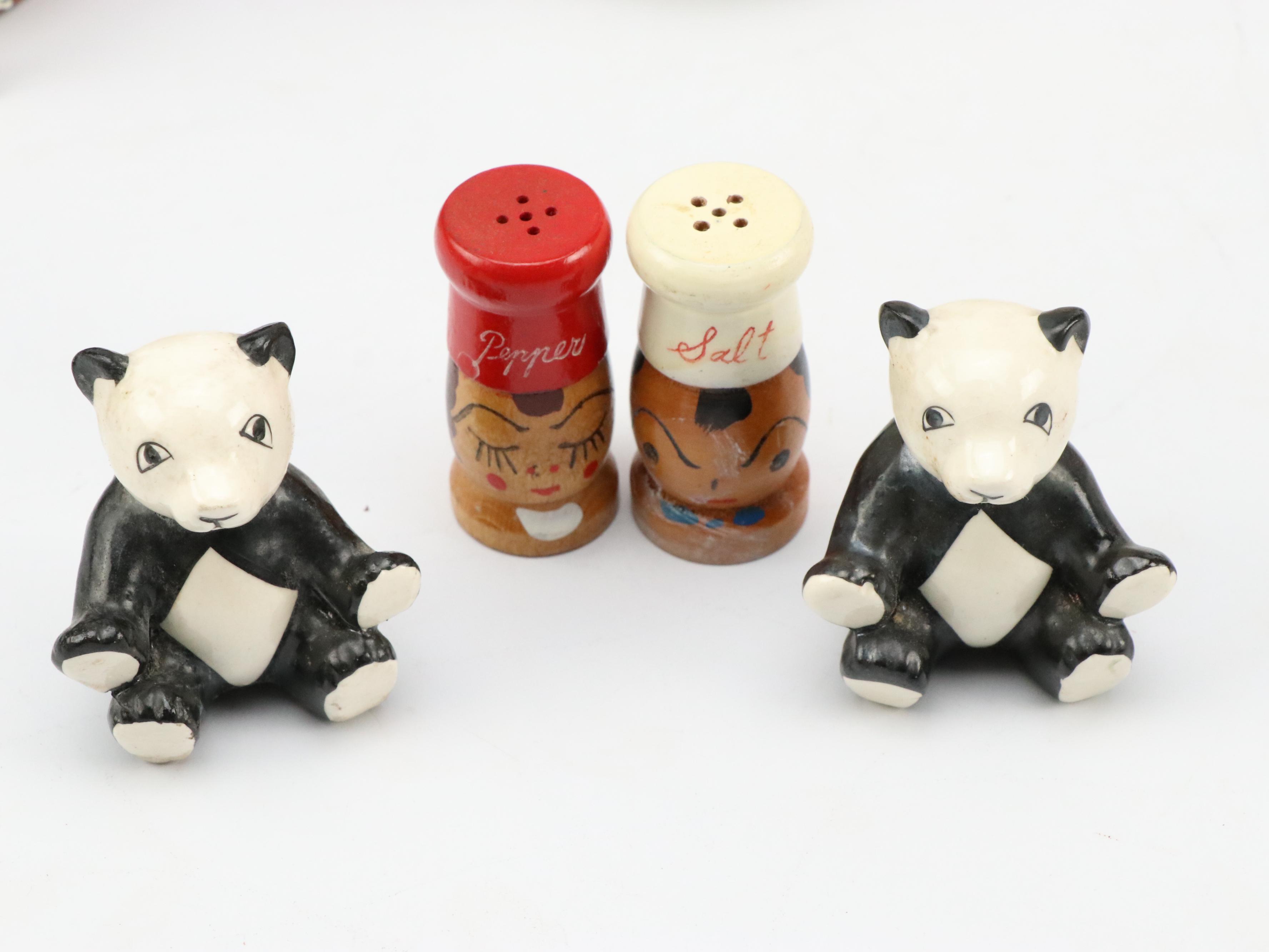 Dormeyer Power Chef Stand Mixer with Vintage Kitchen Gadgets and More