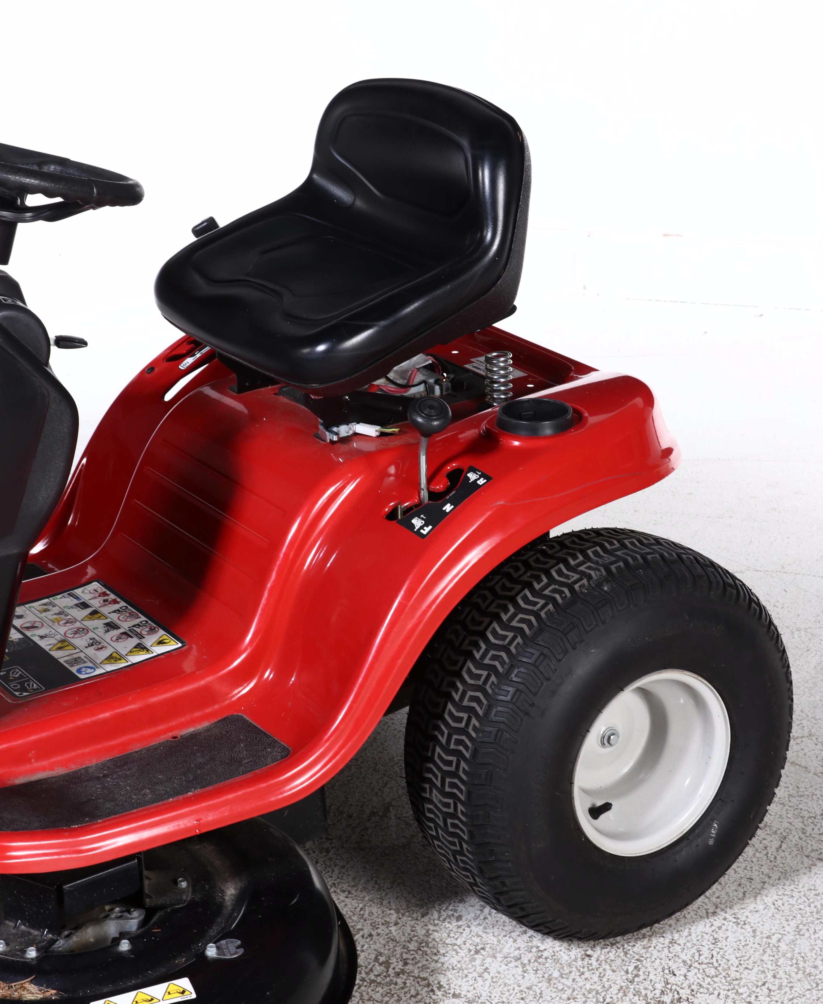 Troy-Bilt Pony 42 Riding Lawn Mower