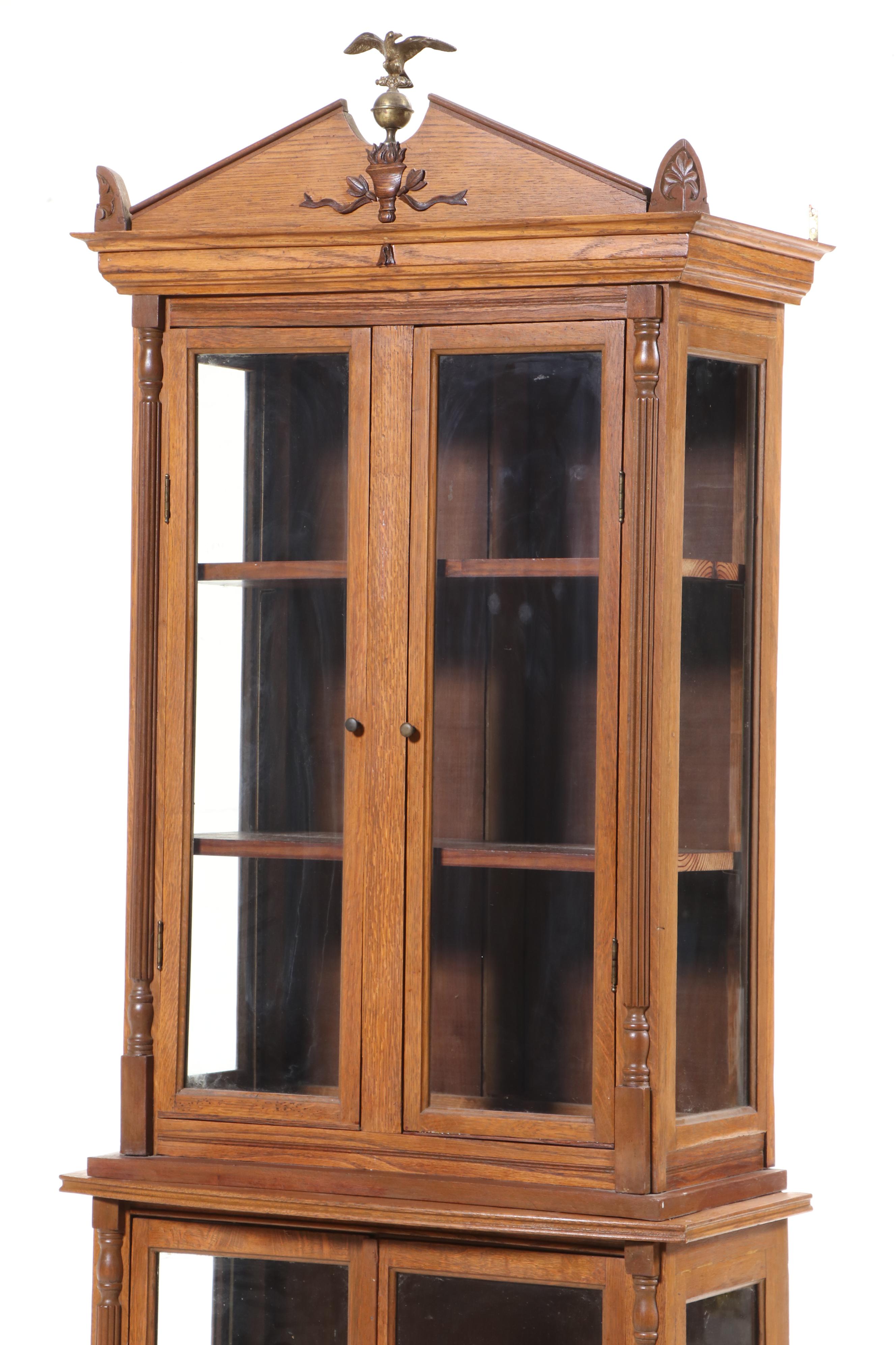 Federal Style Oak and Glass Display Cabinet, 20th Century